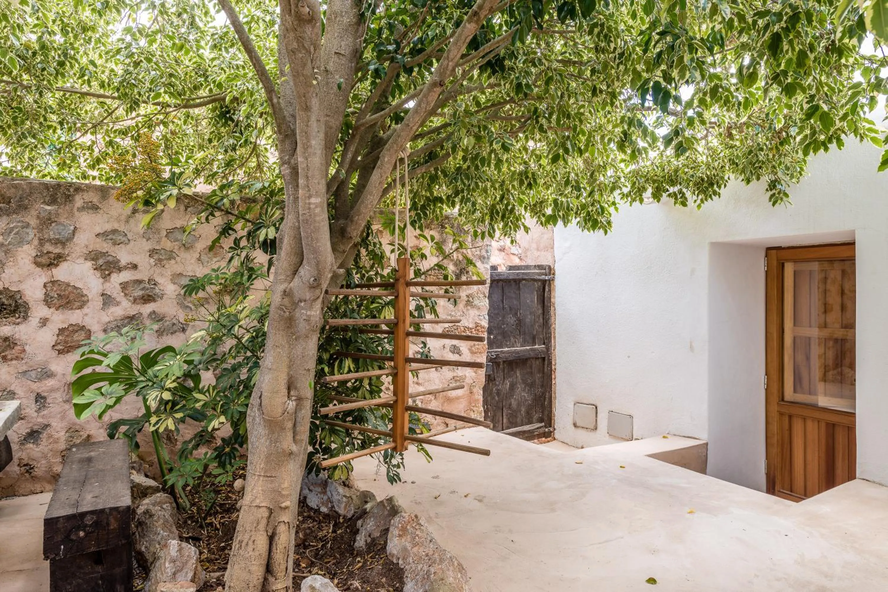 Garden in Agroturismo Can Pere Sord