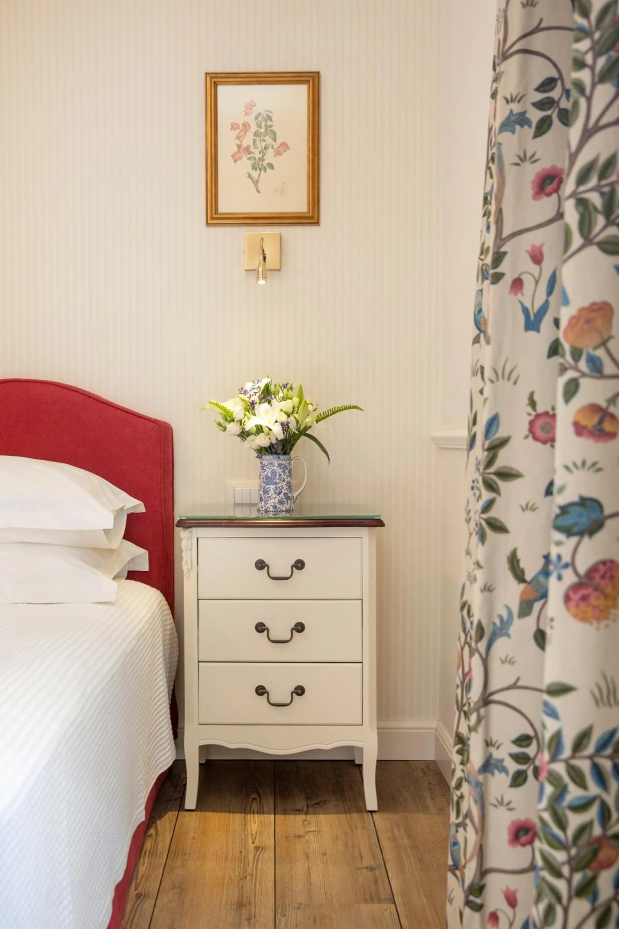 Photo of the whole room, Bed in Kouneni Apartments