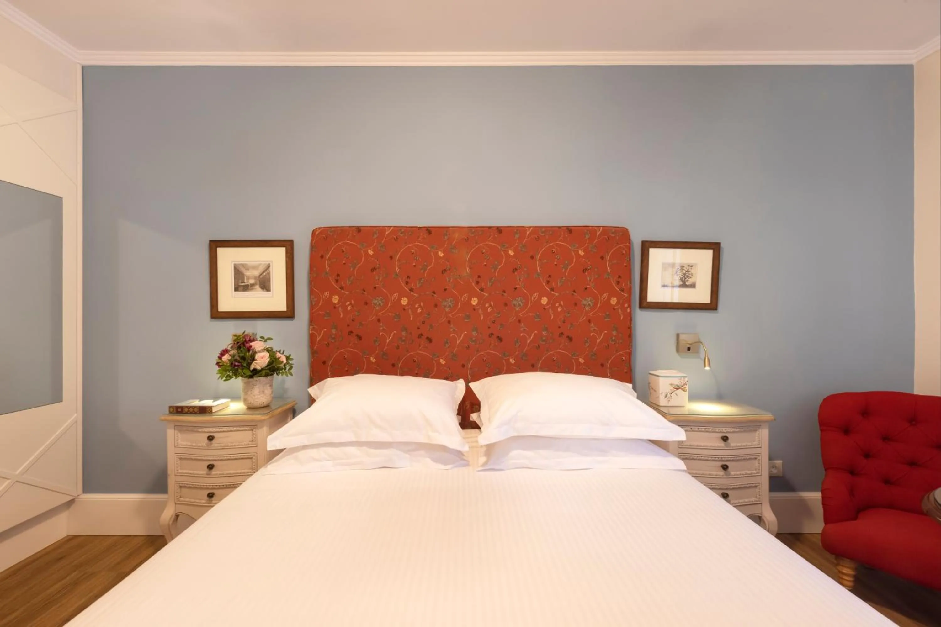 Photo of the whole room, Bed in Kouneni Apartments