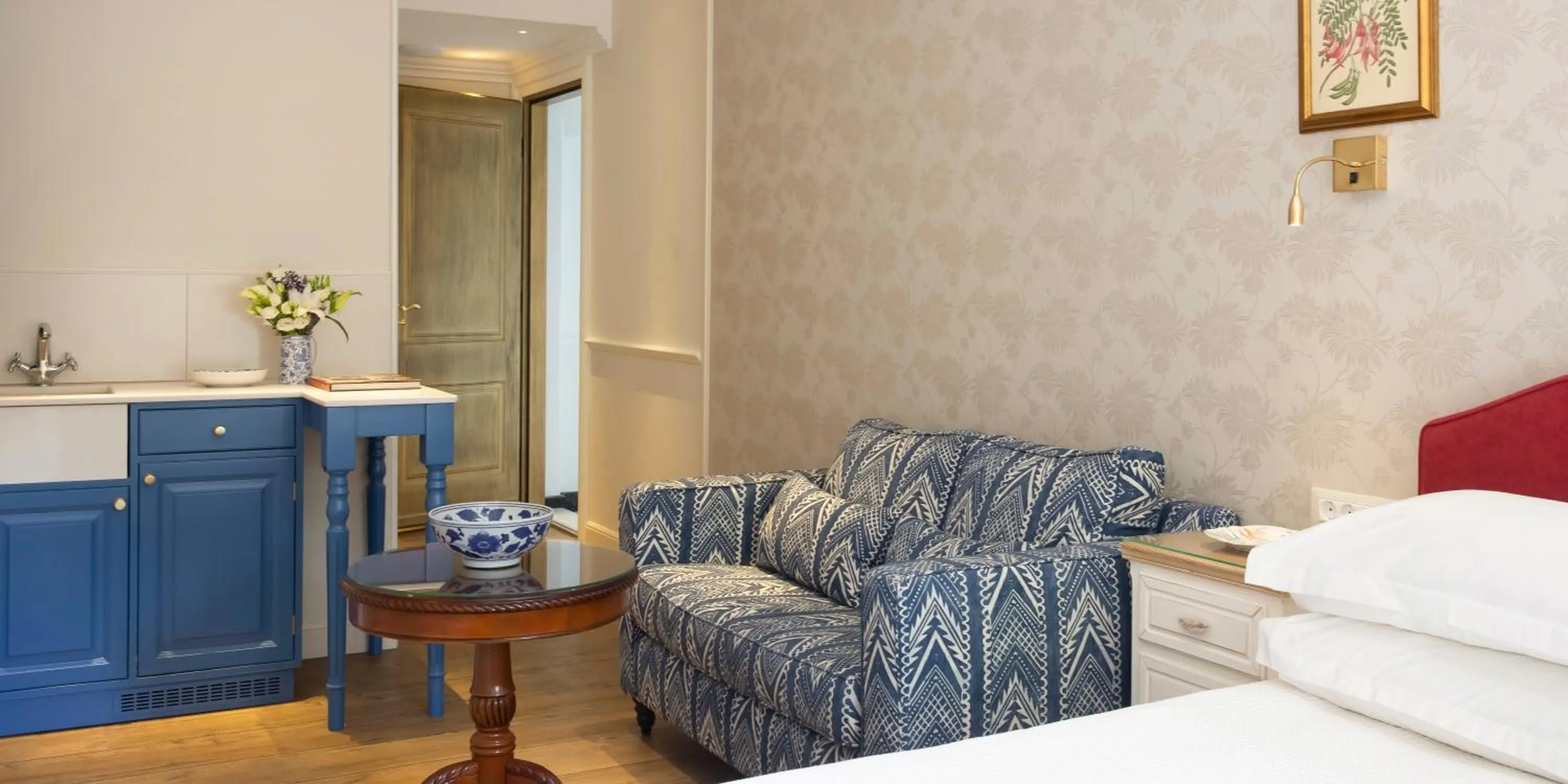 Photo of the whole room, Bed in Kouneni Apartments