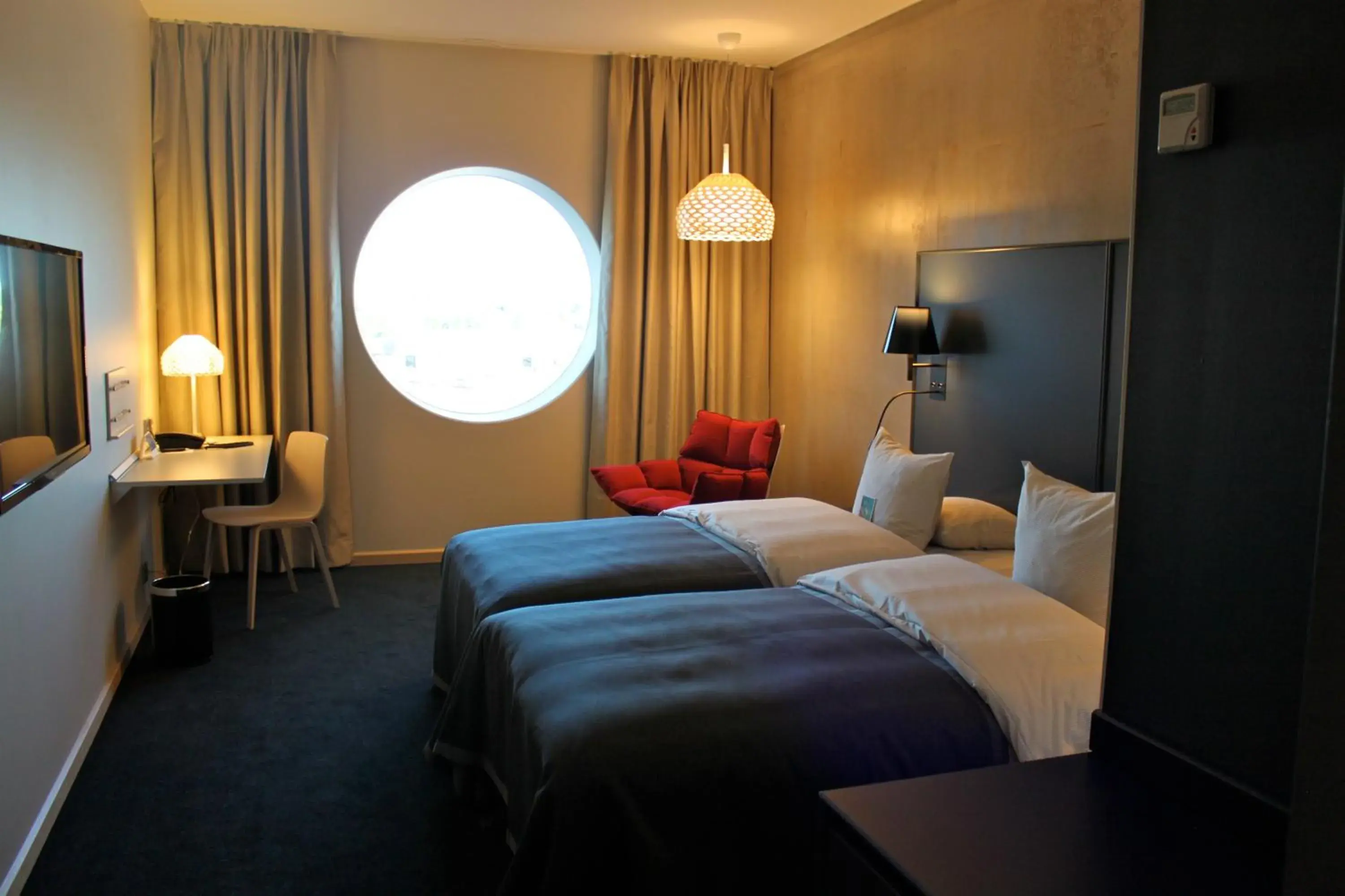 Photo of the whole room, Bed in Quality Hotel Strawberry Arena Photo of the whole room, Bed in Quality Hotel Strawberry Arena