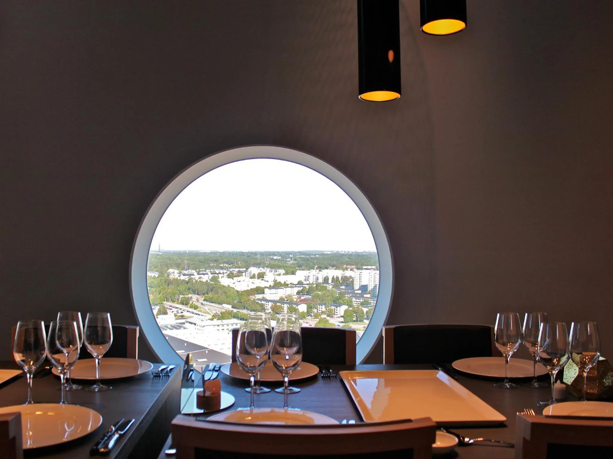 Restaurant/places to eat in Quality Hotel Strawberry Arena