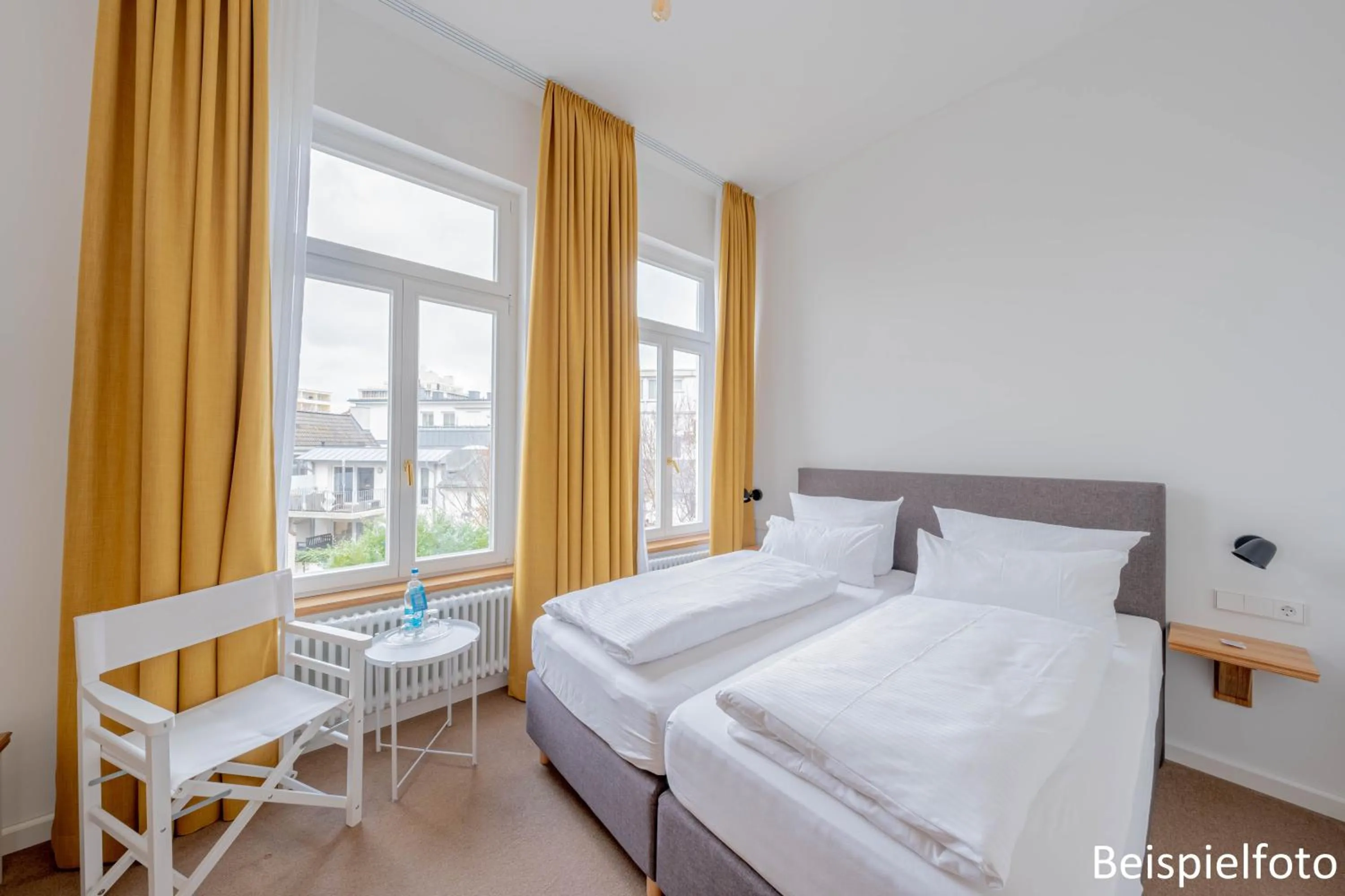 Photo of the whole room, Bed in Logierhaus am Rathaus