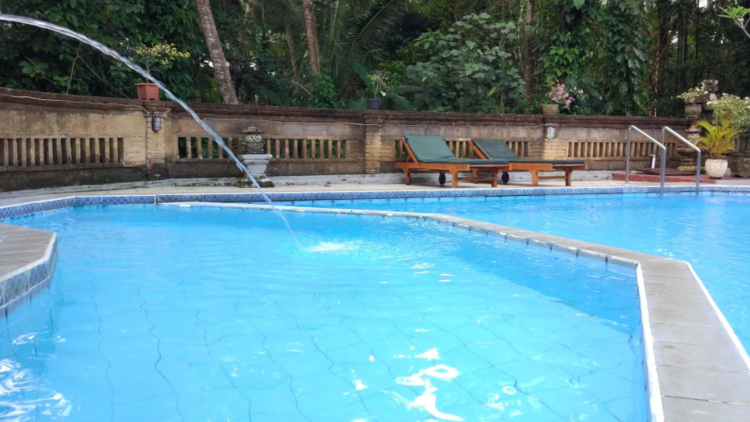 Swimming pool in Puri Bebengan Bungalows