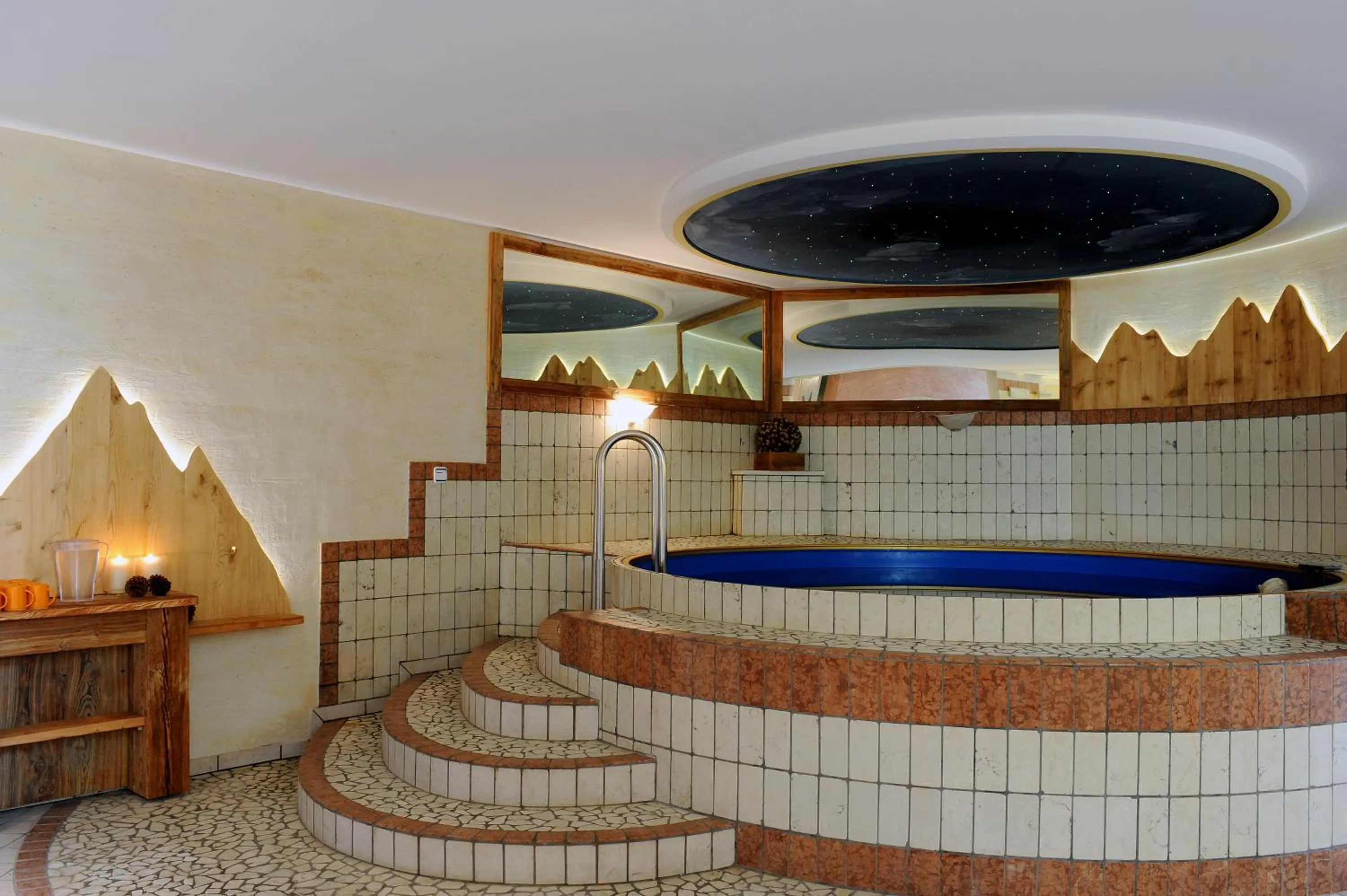 Hot Tub in Hotel Wildschütz