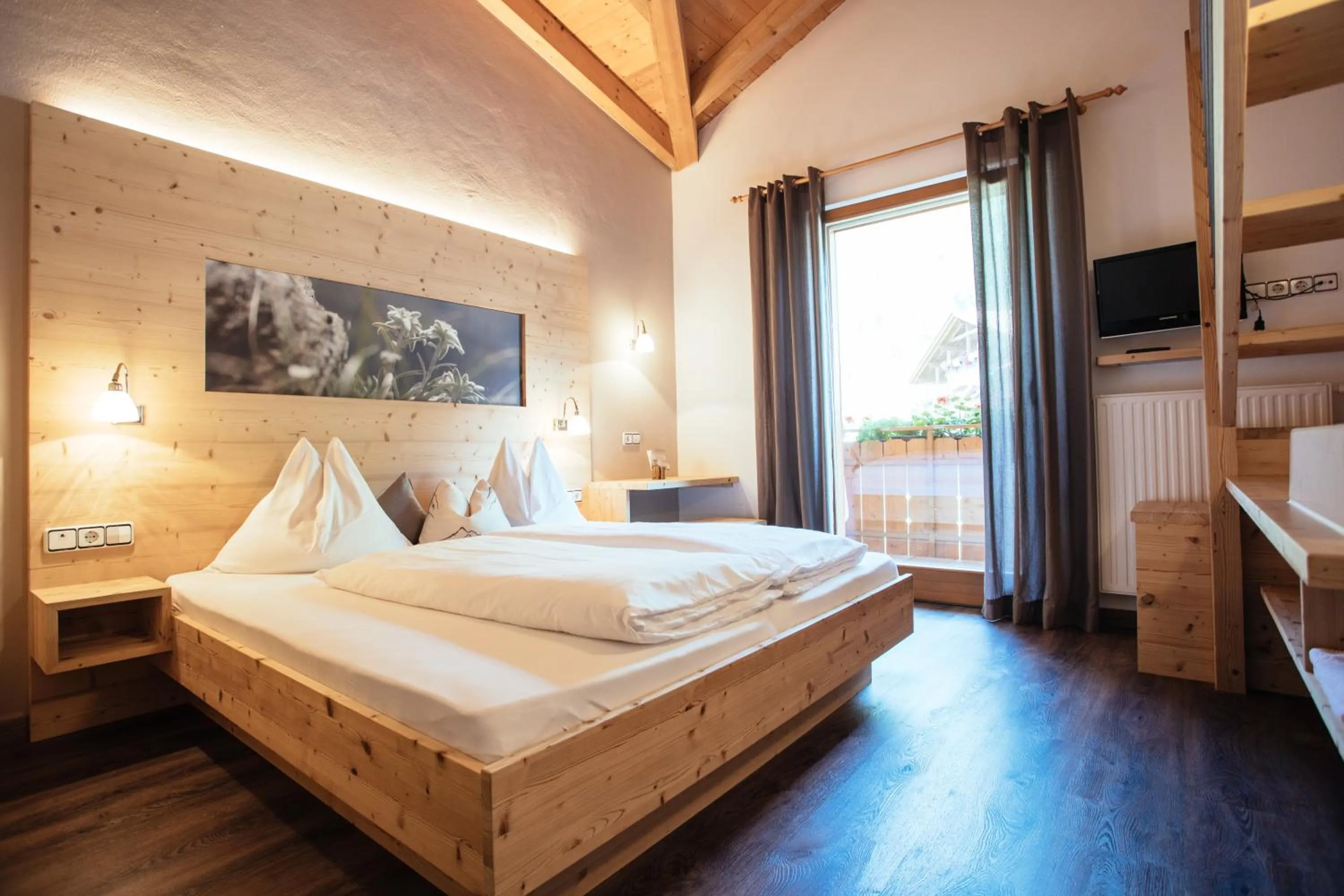 Photo of the whole room, Bed in Hotel Wildschütz