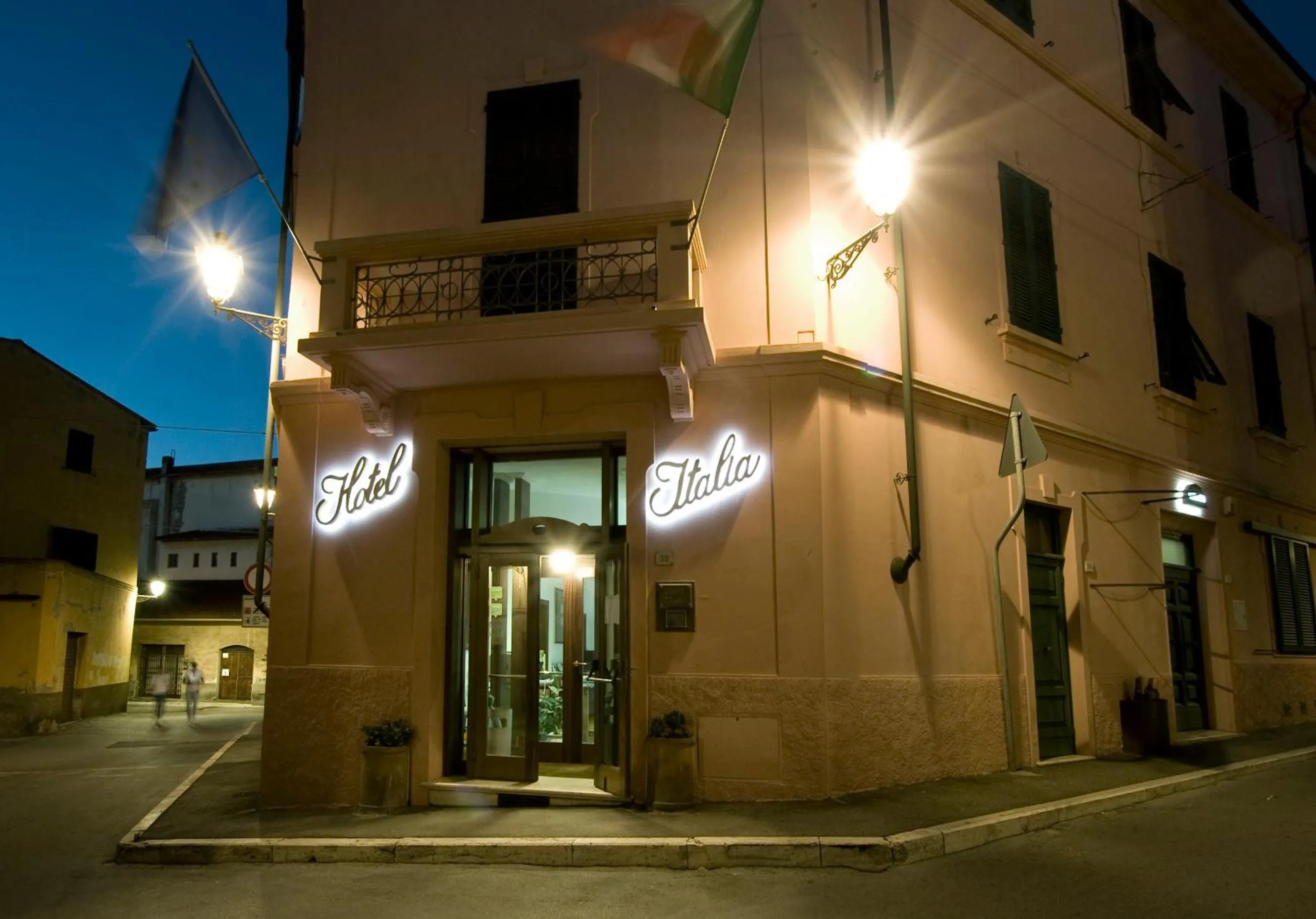 Property building in Albergo Italia