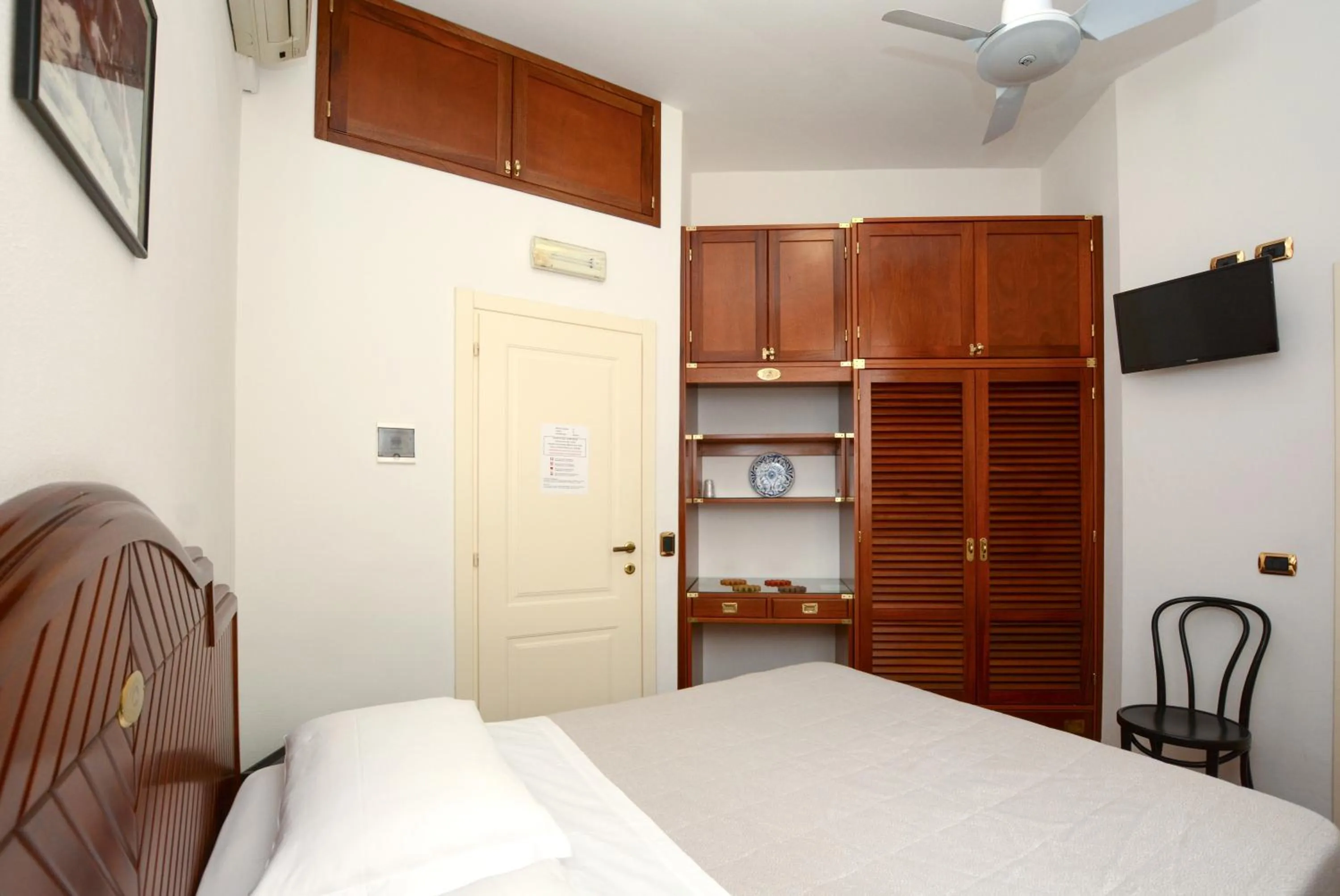 Bed in Albergo Italia