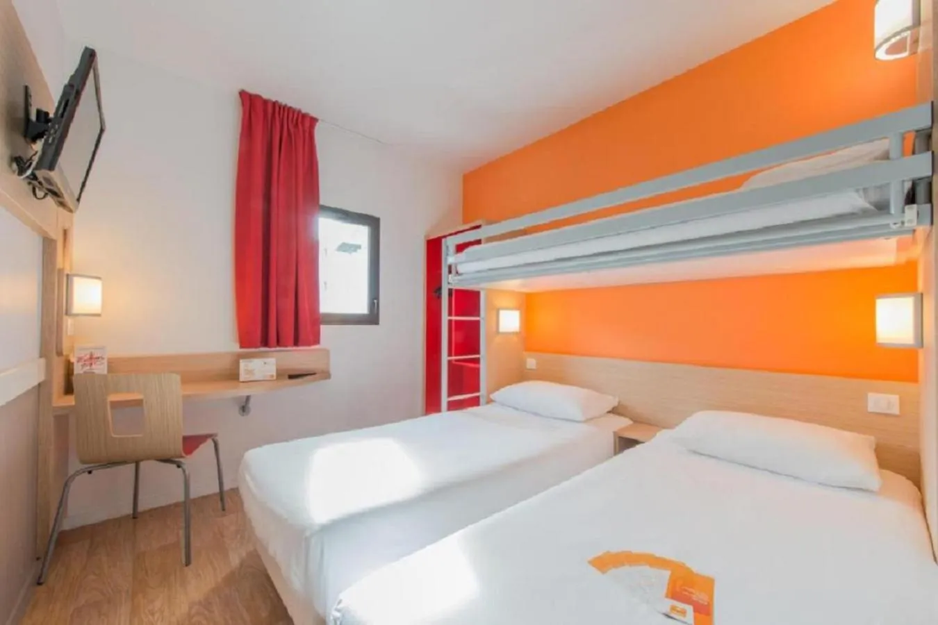 Photo of the whole room, Bed in Premiere Classe Vichy - Bellerive Sur Allier