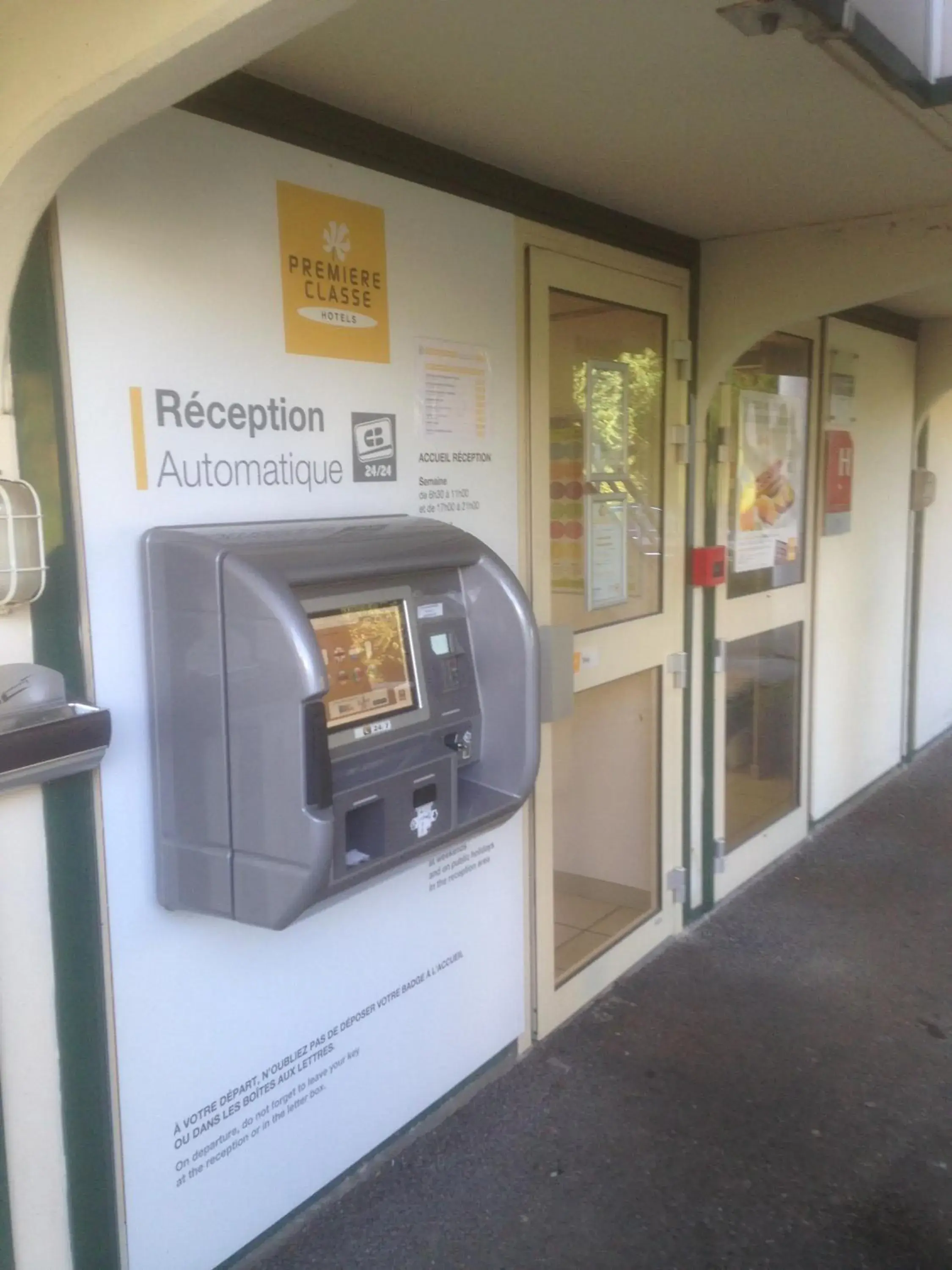 Facade/entrance in Premiere Classe Vichy - Bellerive Sur Allier Facade/entrance in Premiere Classe Vichy - Bellerive Sur Allier
