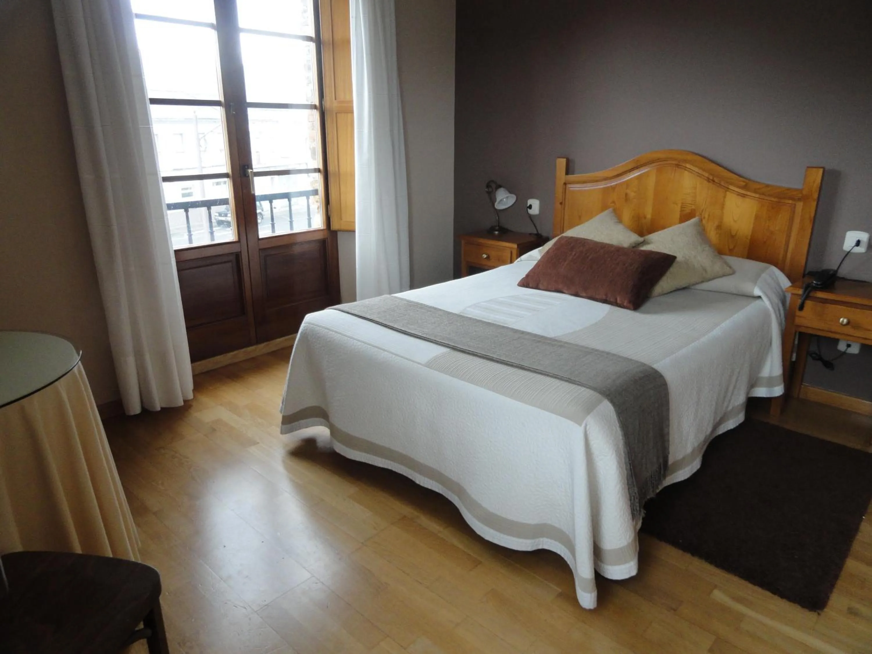 Bed in Hotel Restaurante Casa Petronila