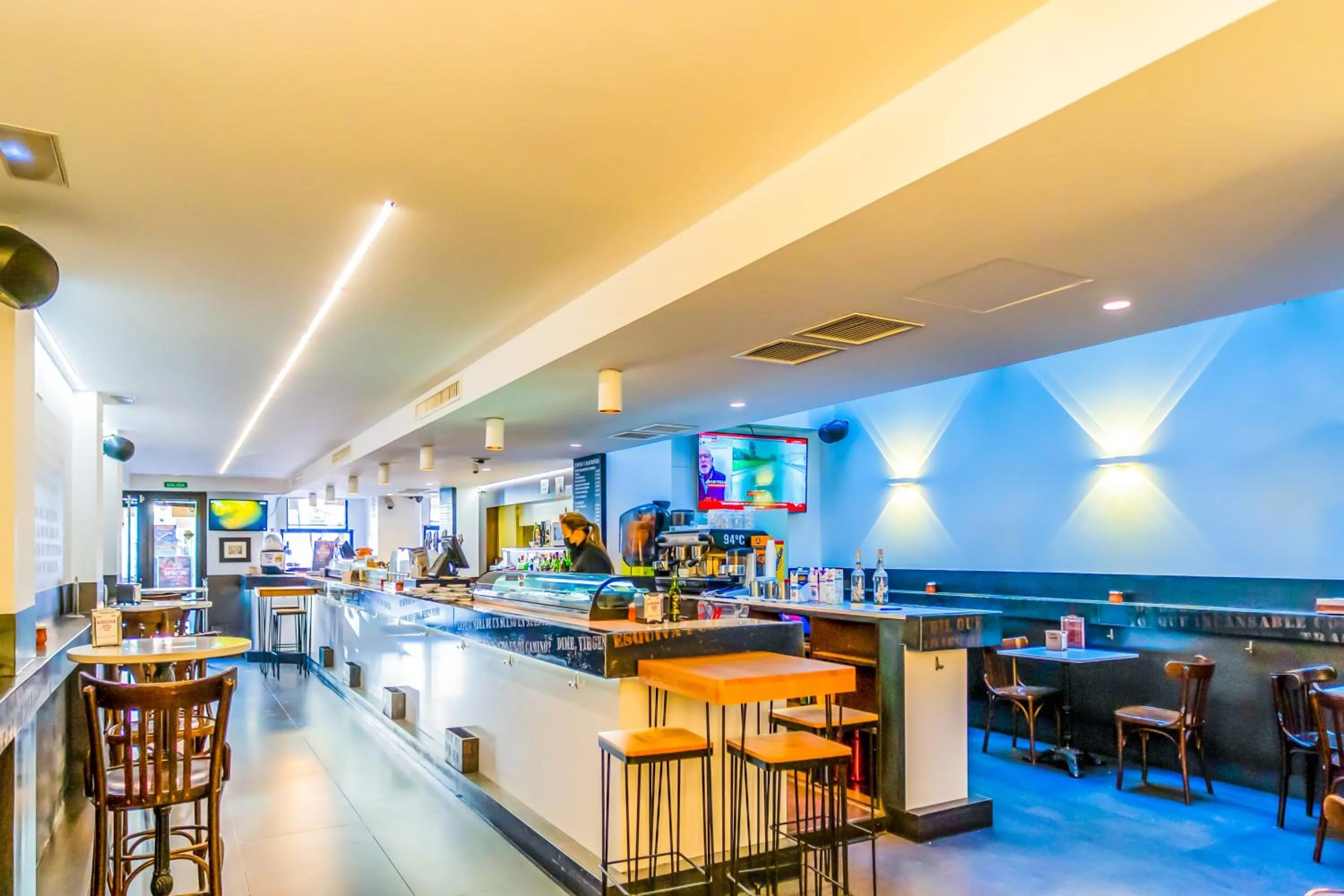 Restaurant/places to eat in Hotel Apolonia Soria