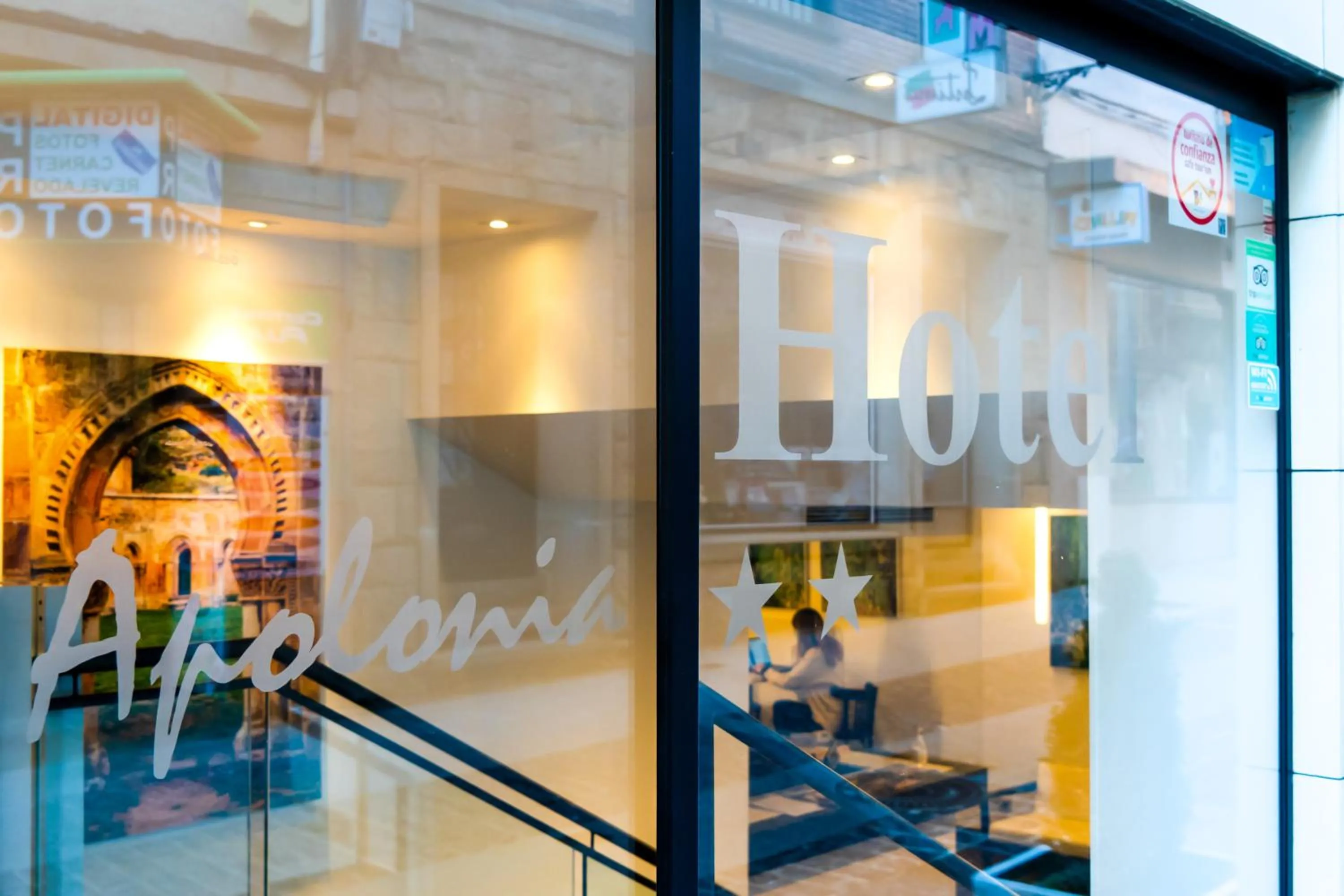 Facade/entrance in Hotel Apolonia Soria