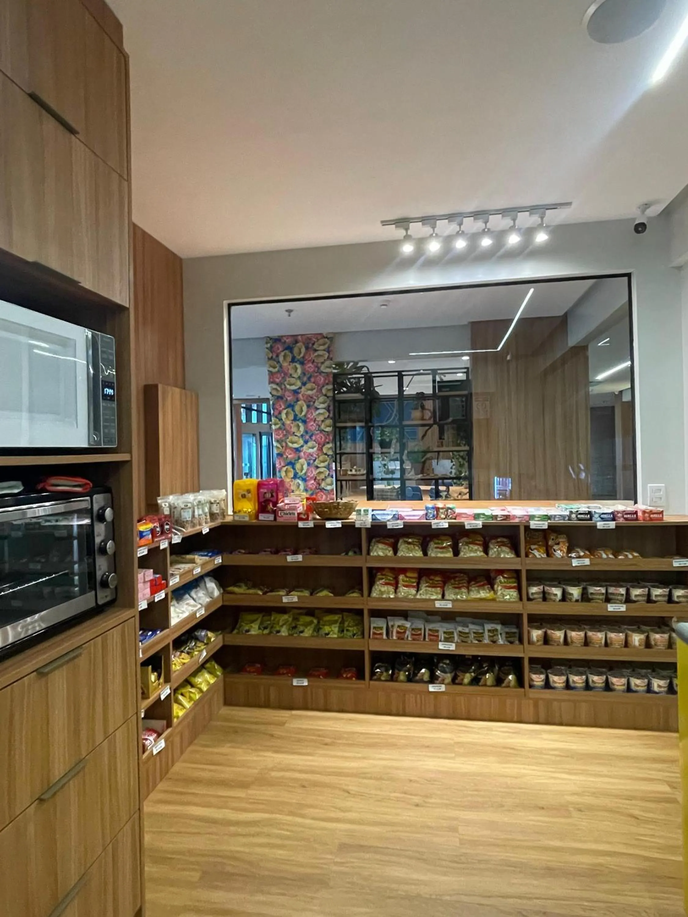 On-site shops in Holiday Inn Express Belem Ananindeua by IHG