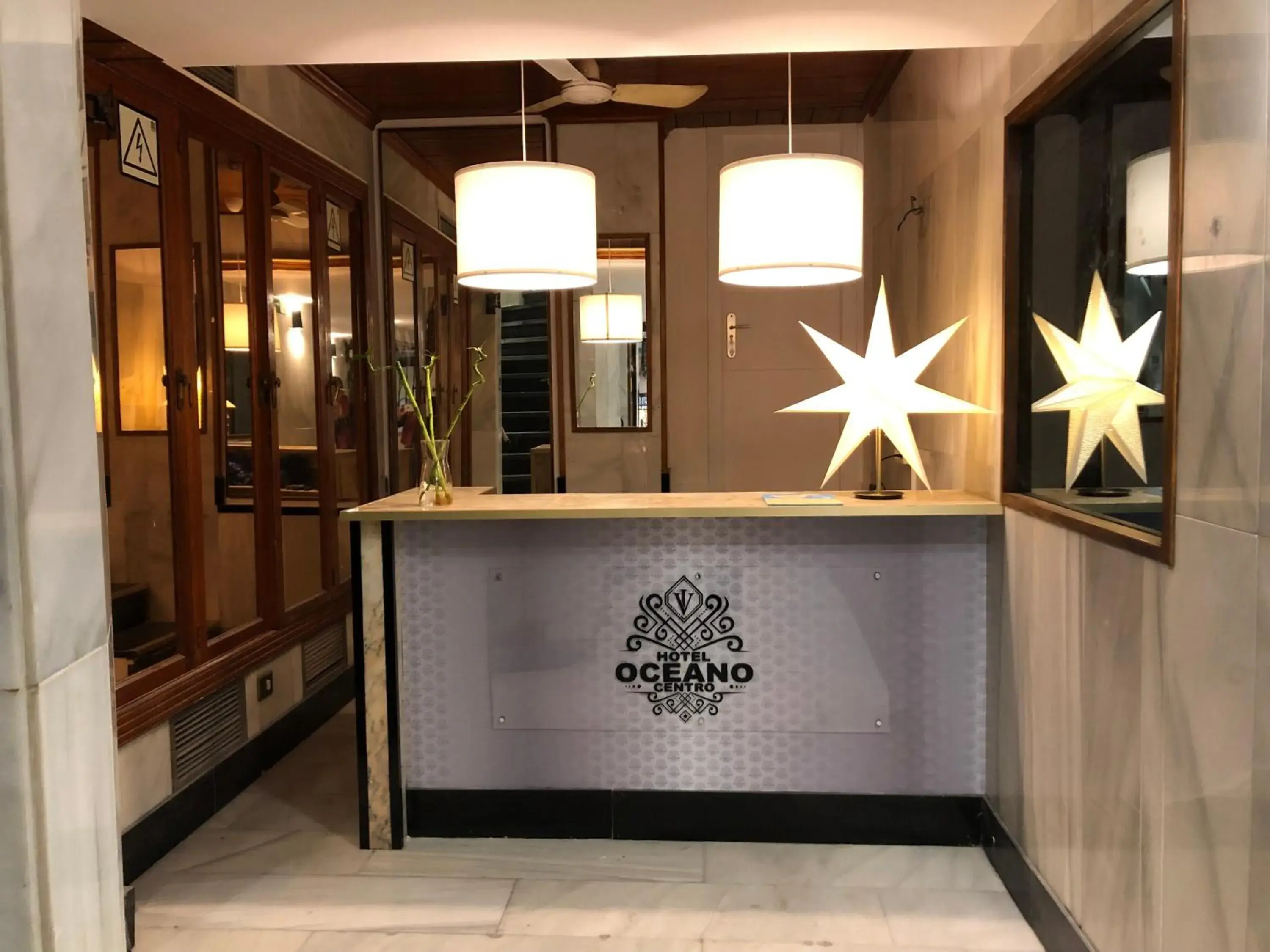 Lobby or reception in Hotel Océano Centro Lobby or reception in Hotel Océano Centro