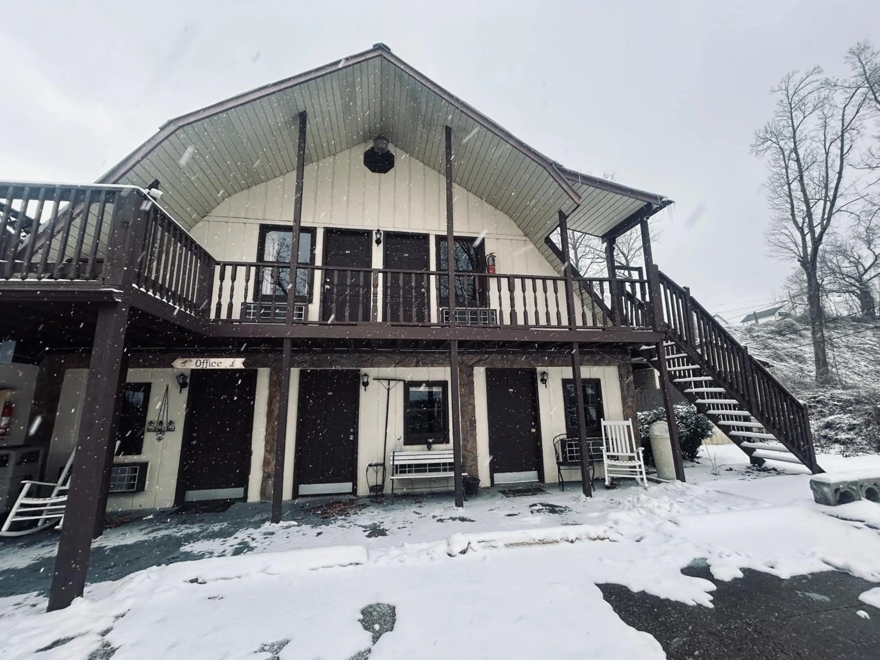 Property building in Big South Fork Trail Lodge Stearns Property building in Big South Fork Trail Lodge Stearns