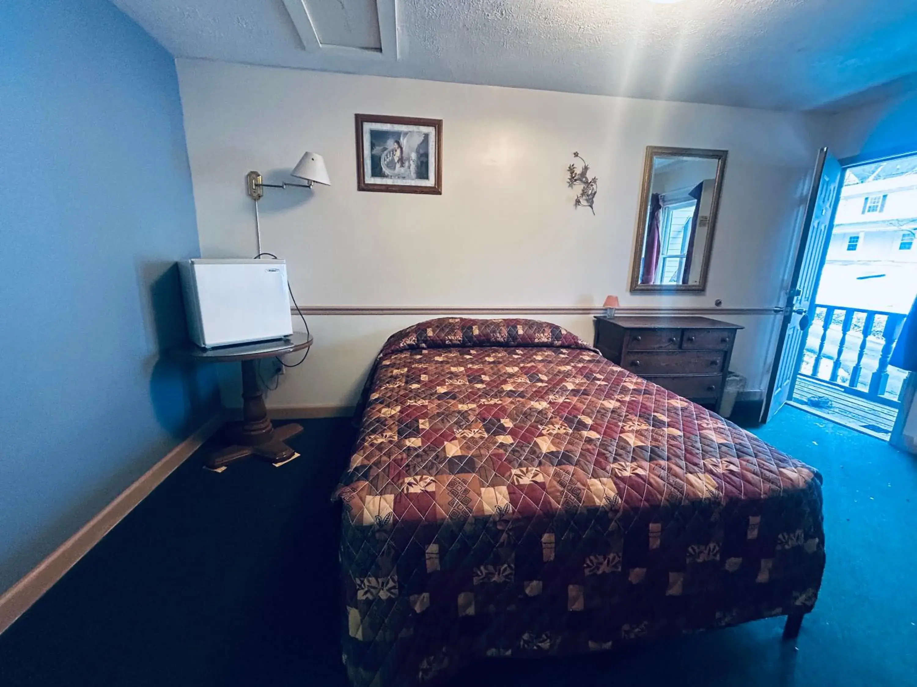 Bedroom in Big South Fork Trail Lodge Stearns Bedroom in Big South Fork Trail Lodge Stearns