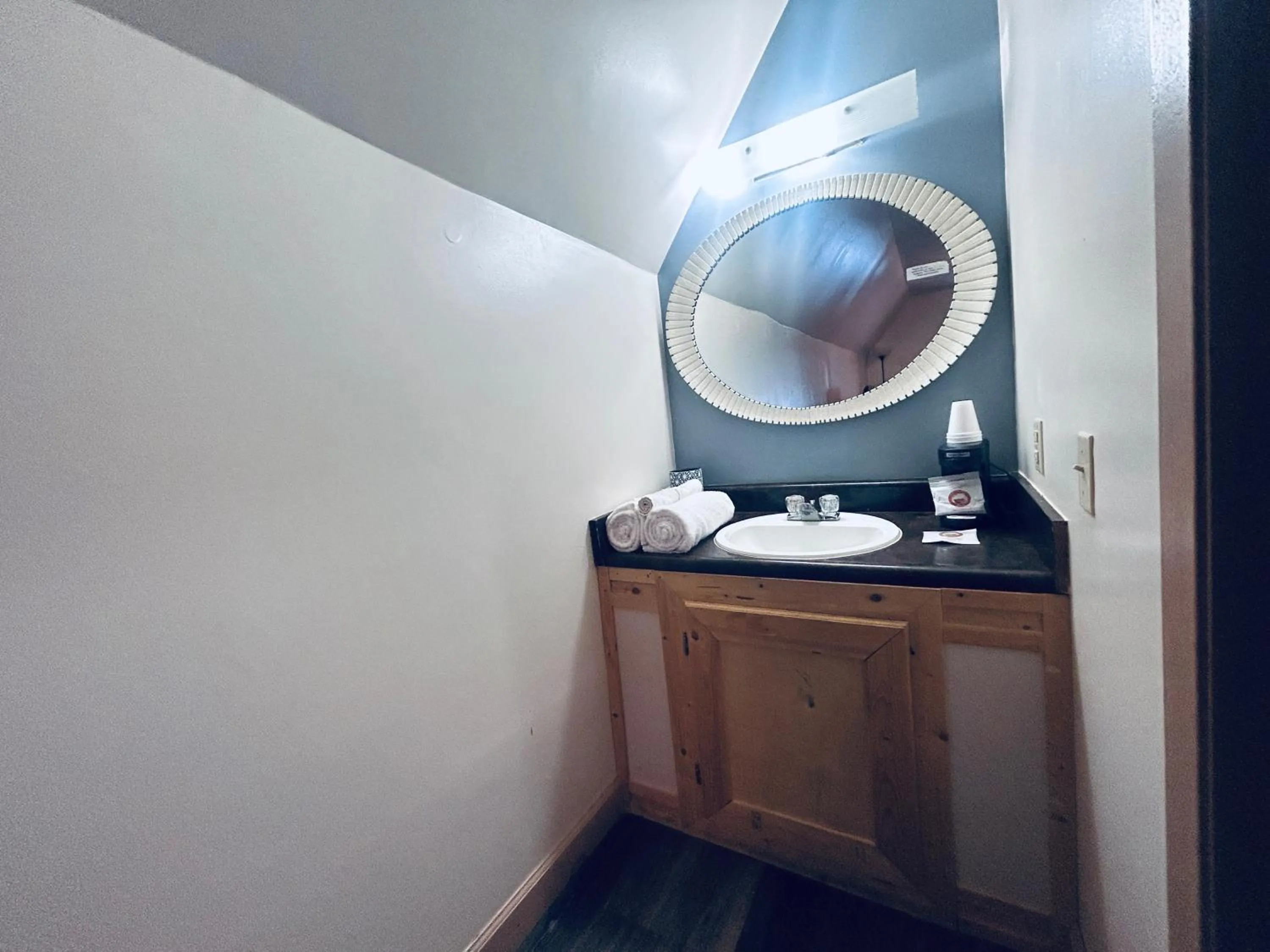 Bathroom in Big South Fork Trail Lodge Stearns