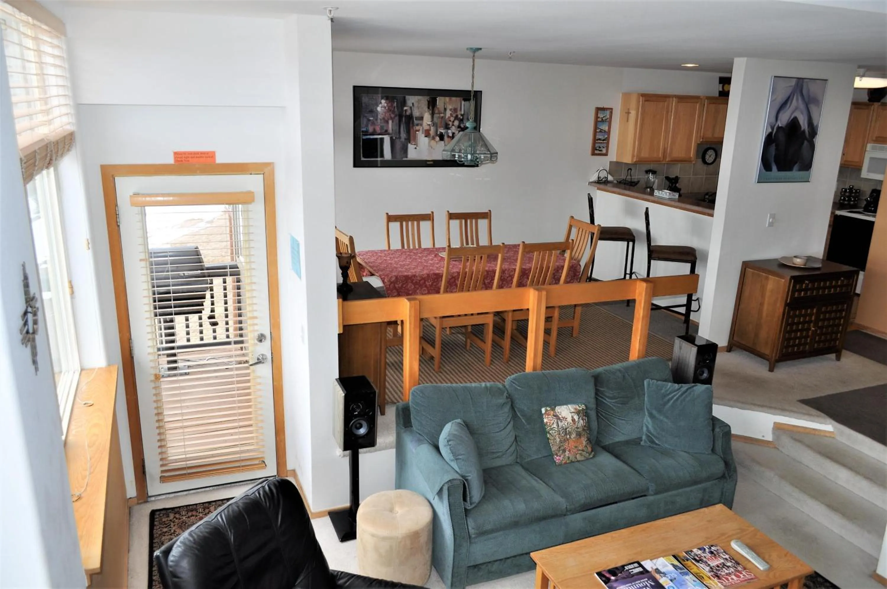 Forest Park 3 bed 4 Bath Twnhm HTJM