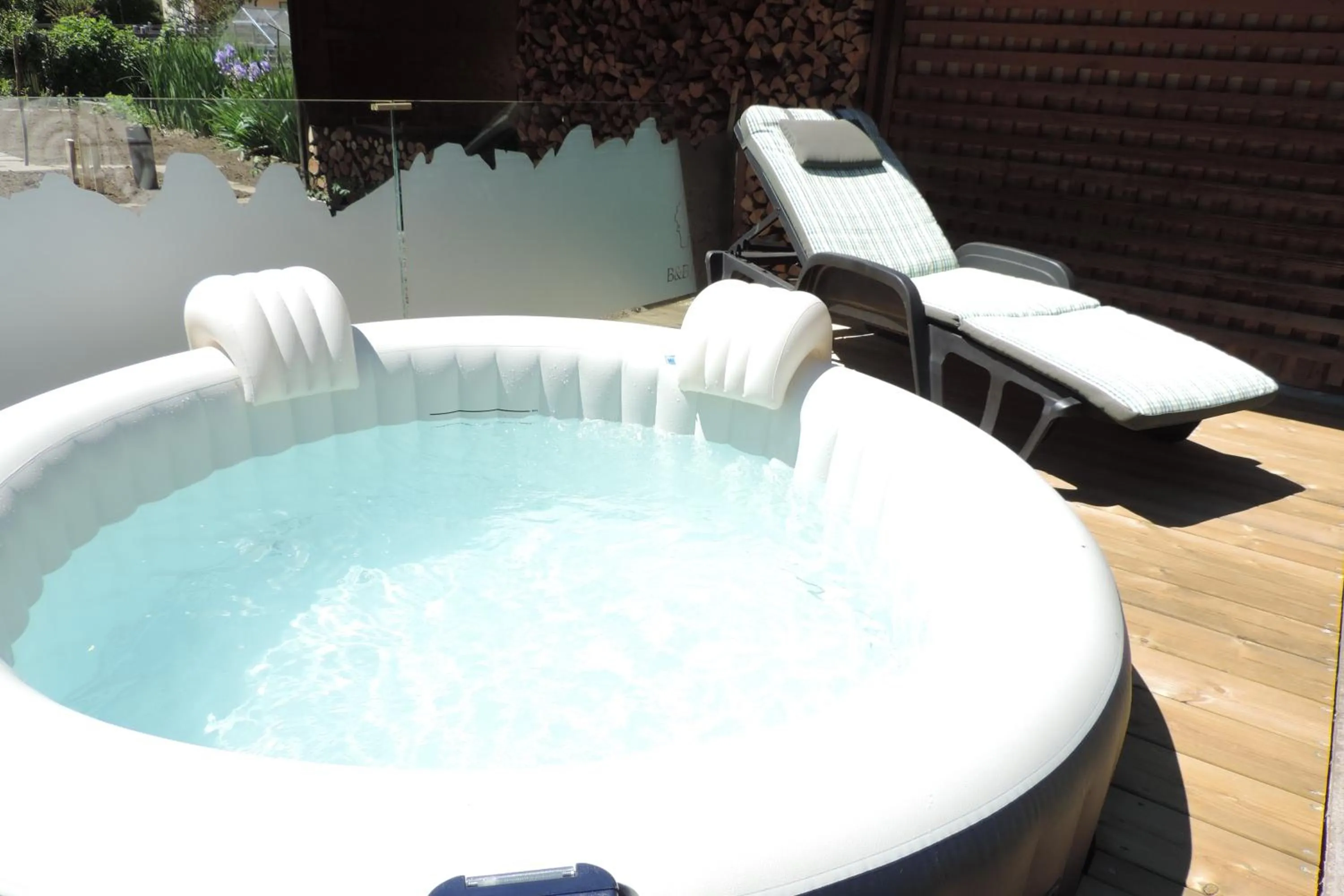 Hot Tub in B&B Casa Vanzetta