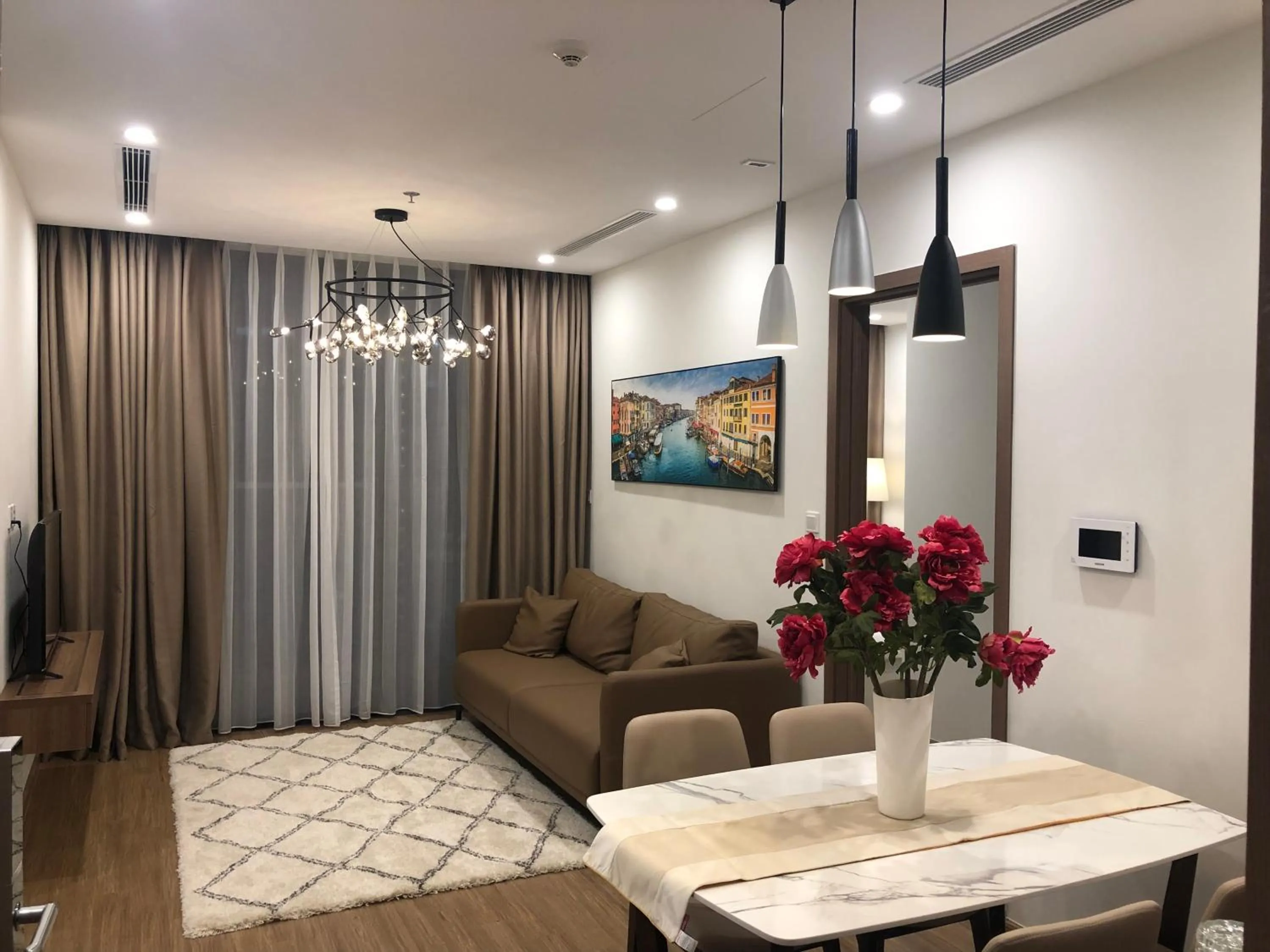 Luxury Condotel 2BR Vinhomes Skylake Keangnam - Netflix free