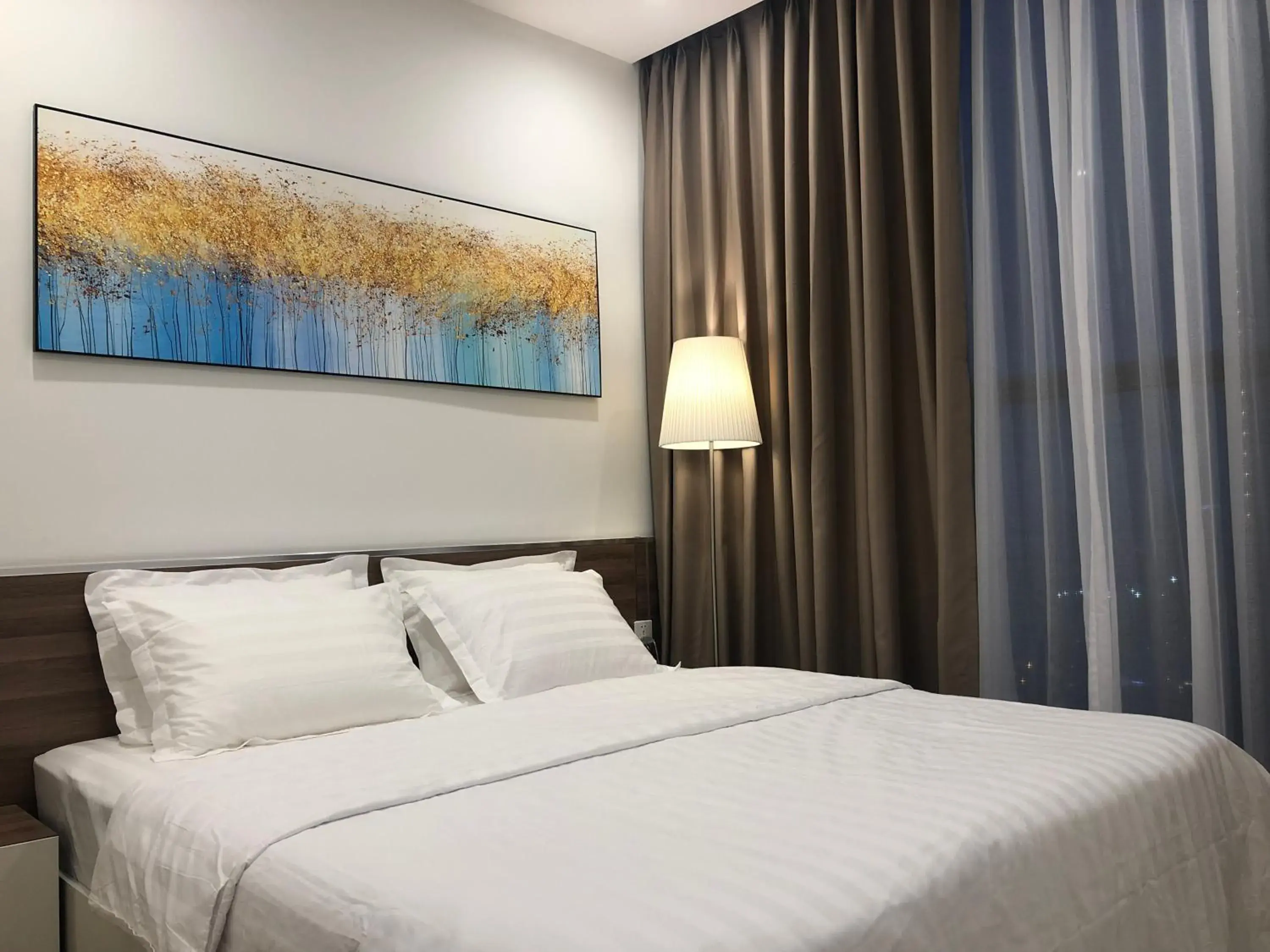 Bedroom, Bed in Luxury Condotel 2BR Vinhomes Skylake Keangnam - Netflix free Bedroom, Bed in Luxury Condotel 2BR Vinhomes Skylake Keangnam - Netflix free