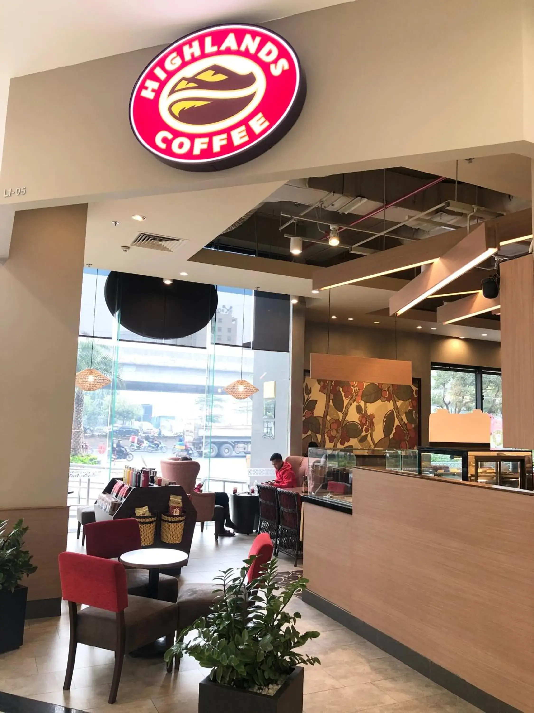 Lounge or bar in Luxury Condotel 2BR Vinhomes Skylake Keangnam - Netflix free Lounge or bar in Luxury Condotel 2BR Vinhomes Skylake Keangnam - Netflix free