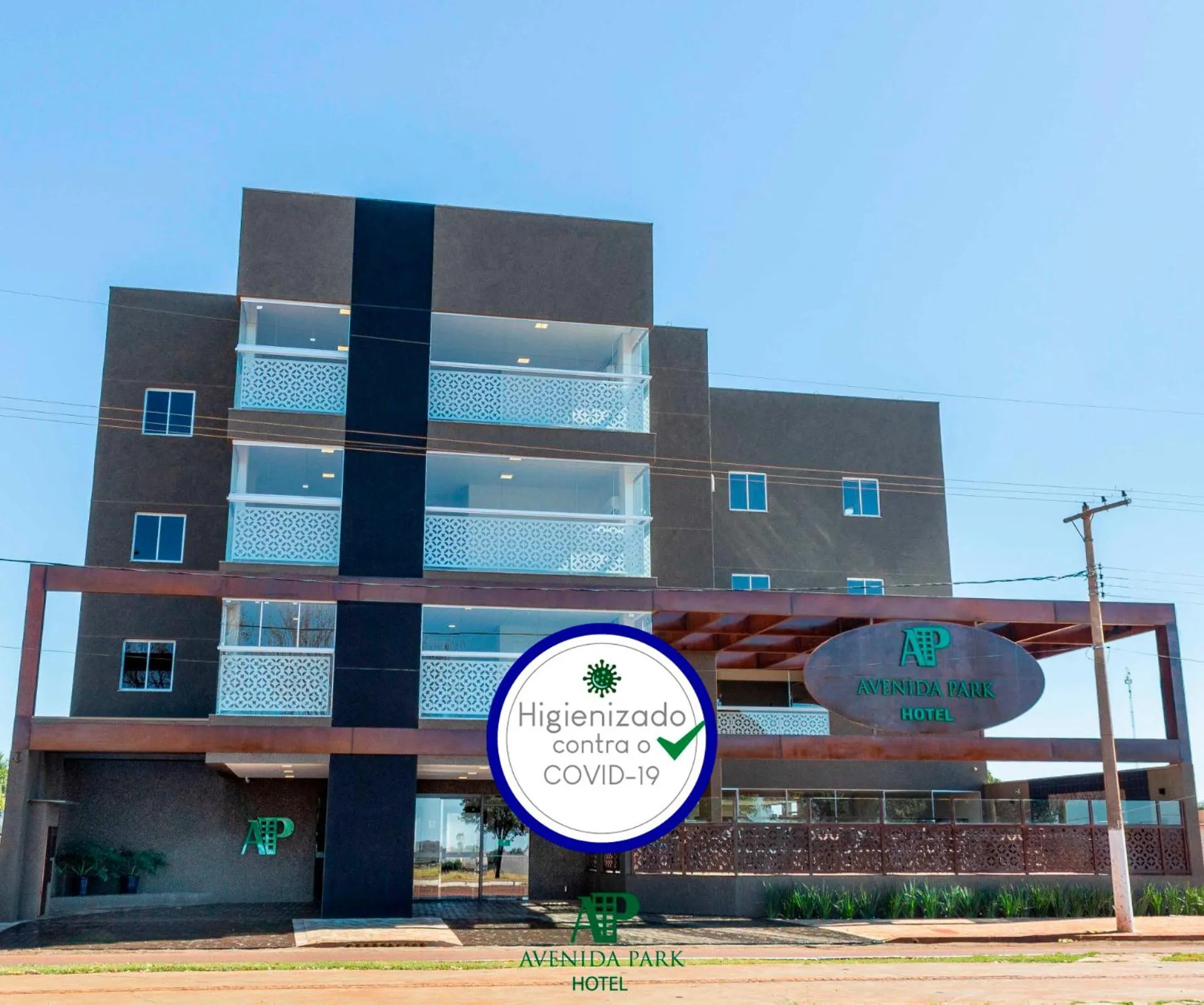 Facade/entrance in Avenida Park Hotel - Iturama