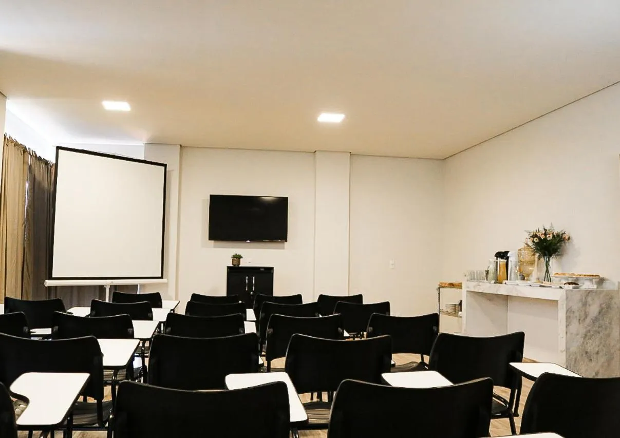 Business facilities in Avenida Park Hotel - Iturama