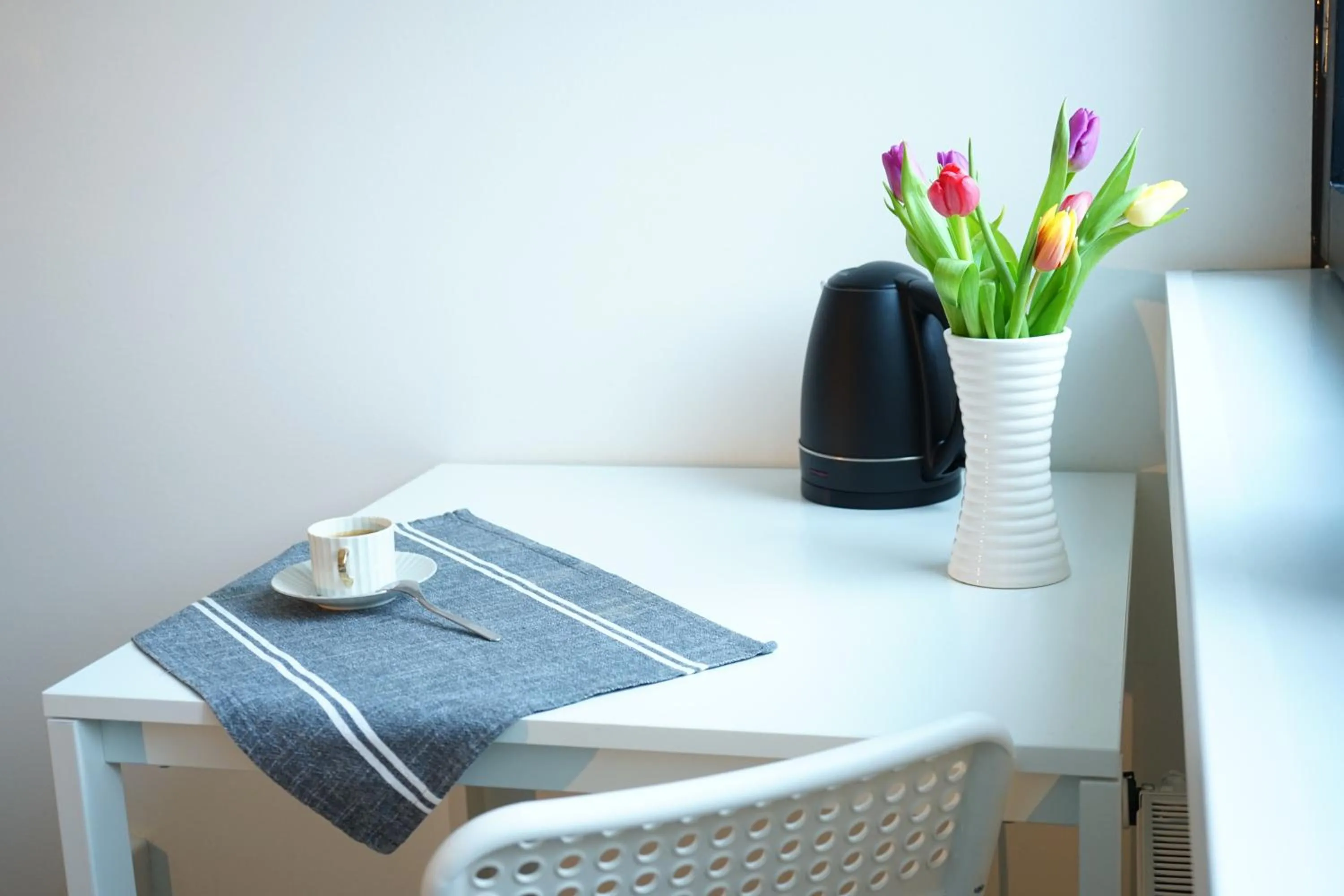 Dining area in Inn Tourist Hostel
