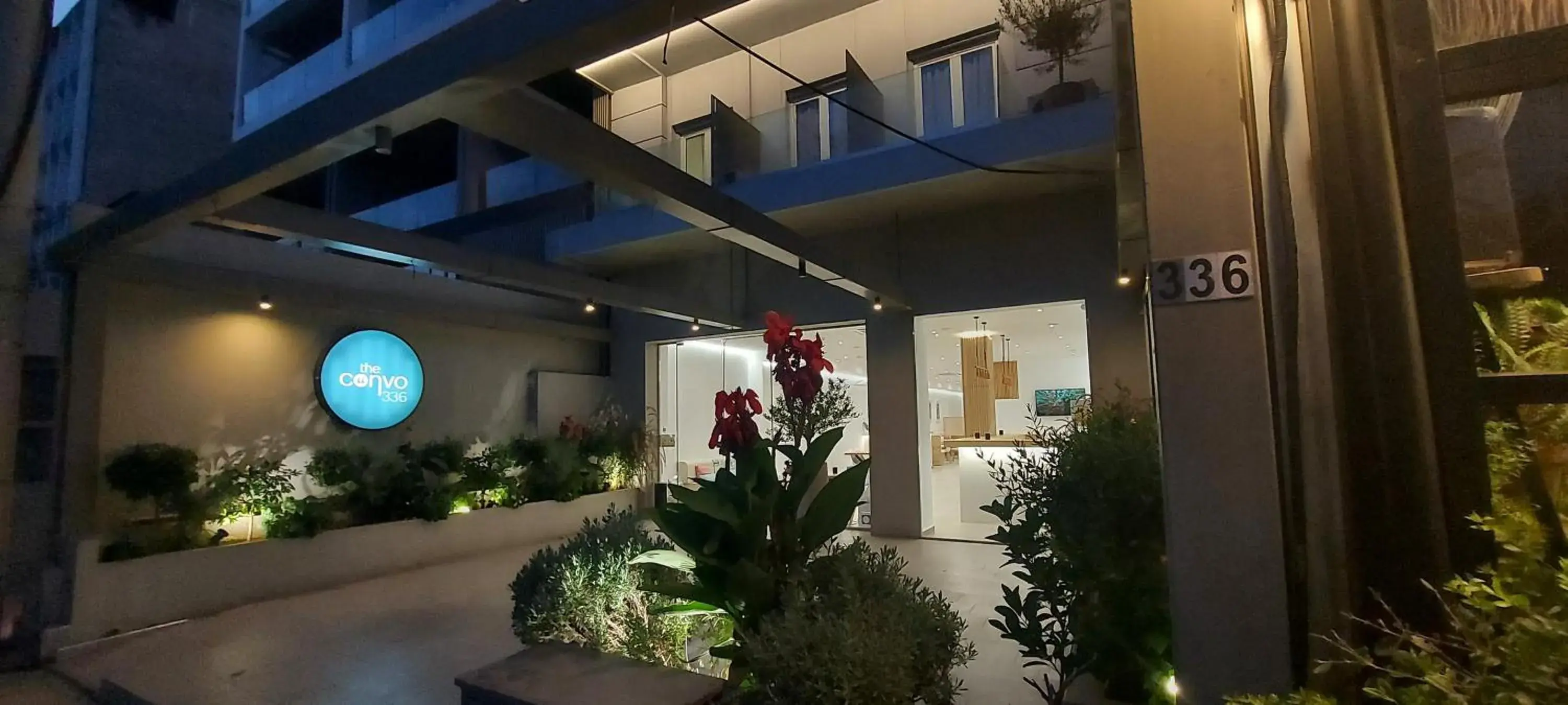 Facade/entrance in The Convo Athens Riviera Facade/entrance in The Convo Athens Riviera