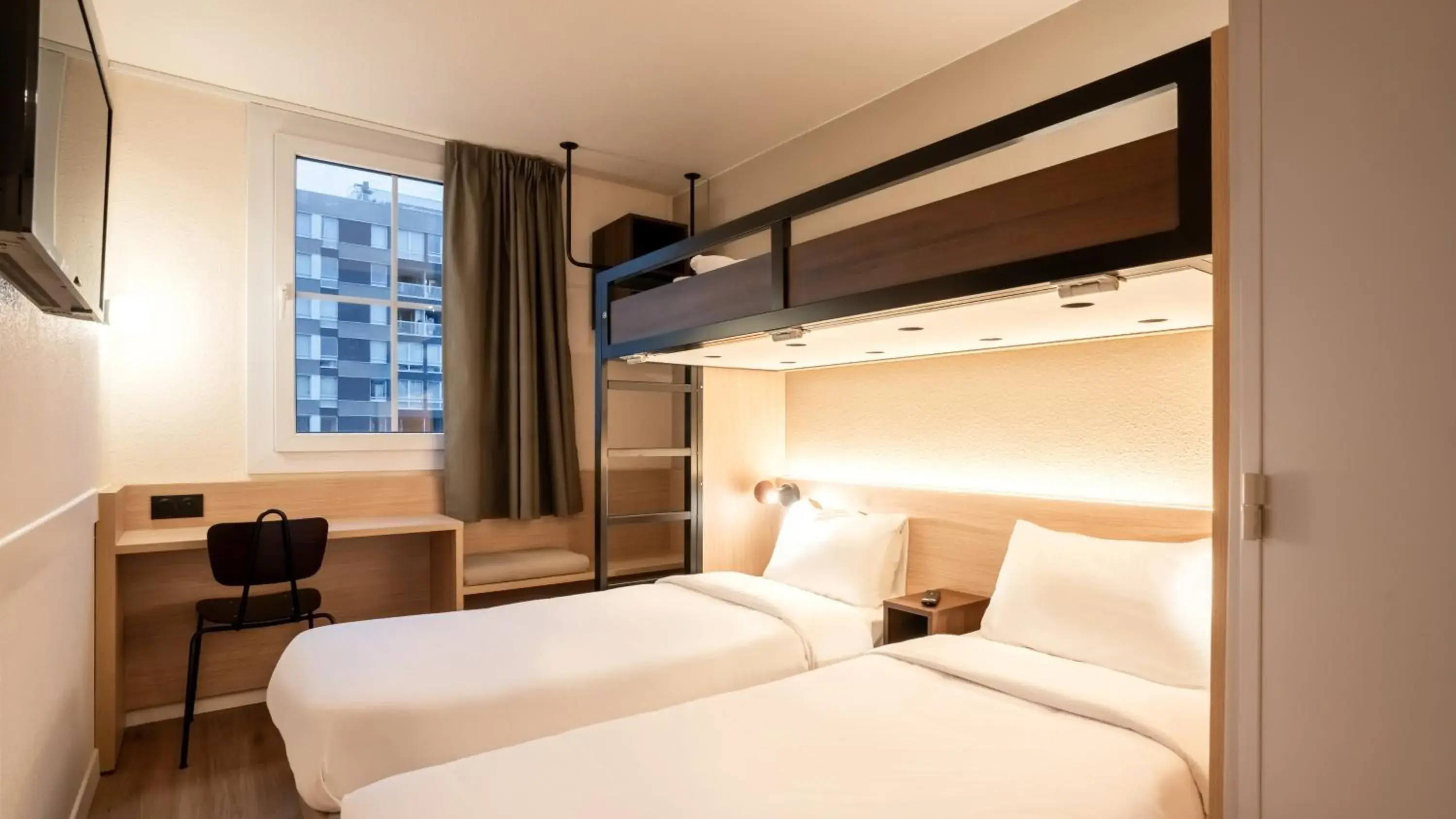 Bed in Premiere Classe Montreuil Bed in Premiere Classe Montreuil