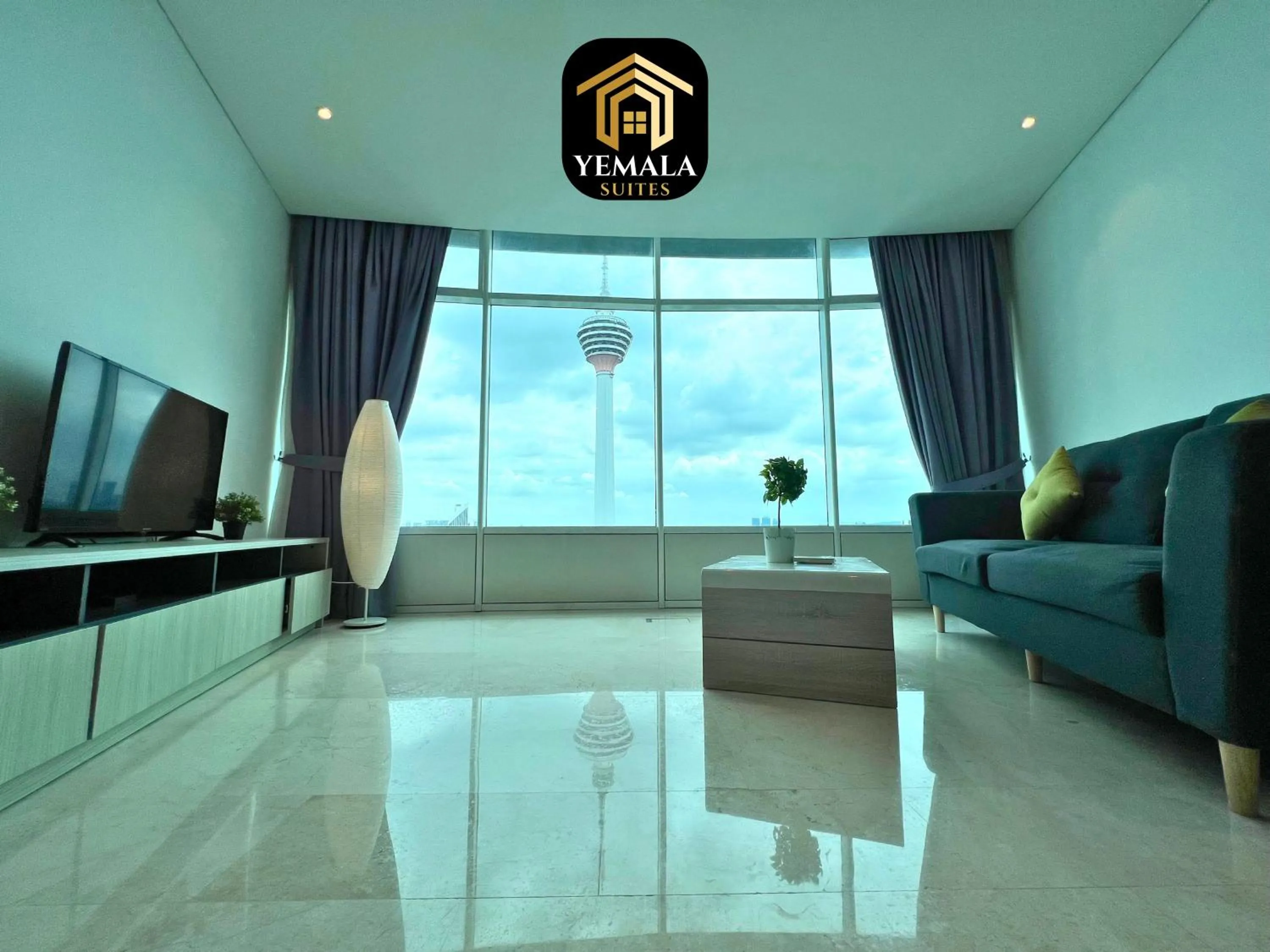 TV and multimedia in Yemala Suites at Vortex KLCC
