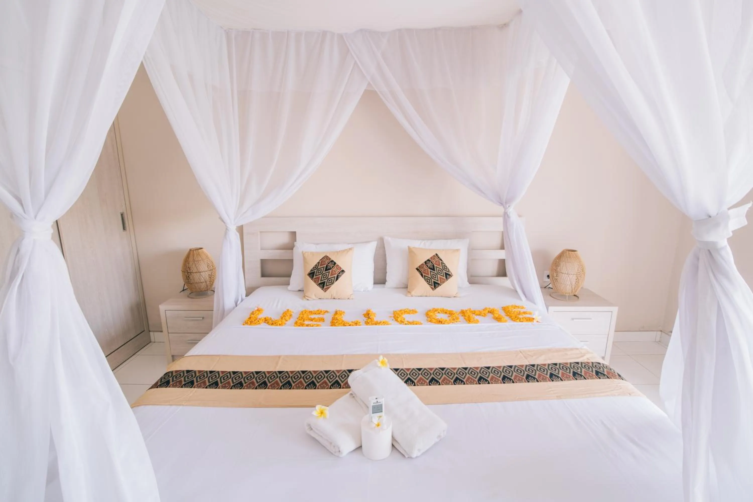 Bedroom, Bed in Damar Sanjaya Uttama