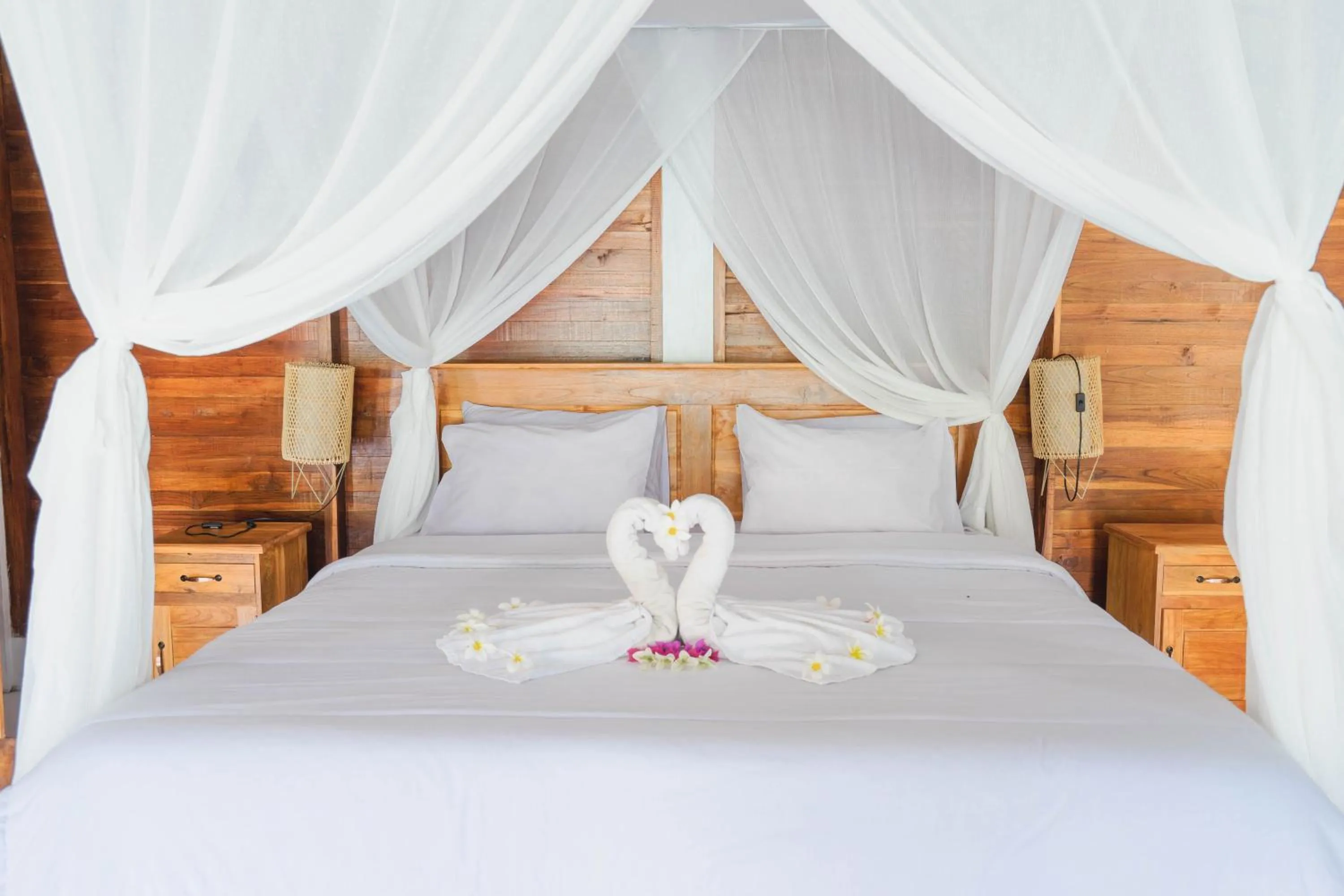 Photo of the whole room, Bed in Damar Sanjaya Uttama