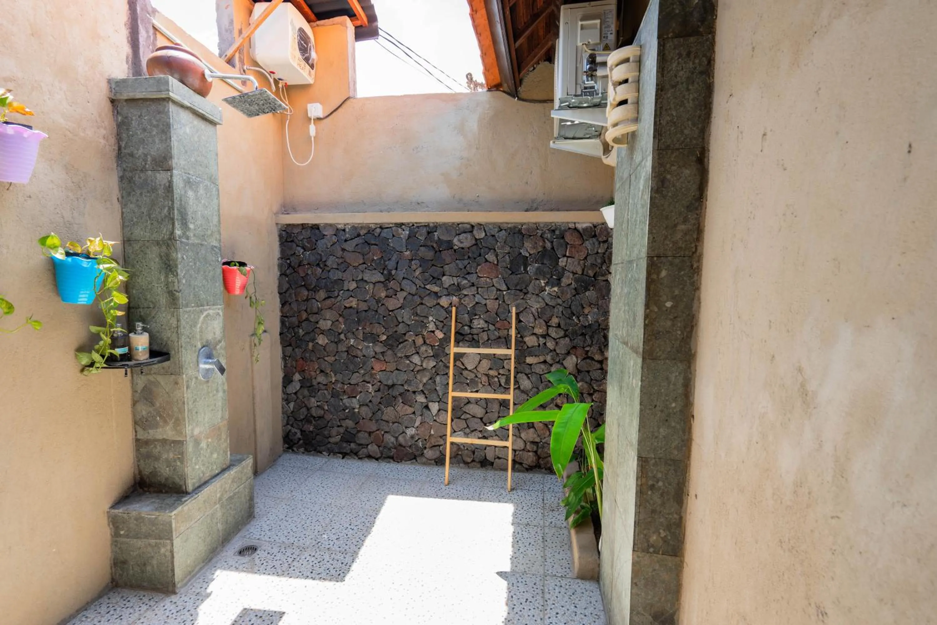 Damar Sanjaya Uttama