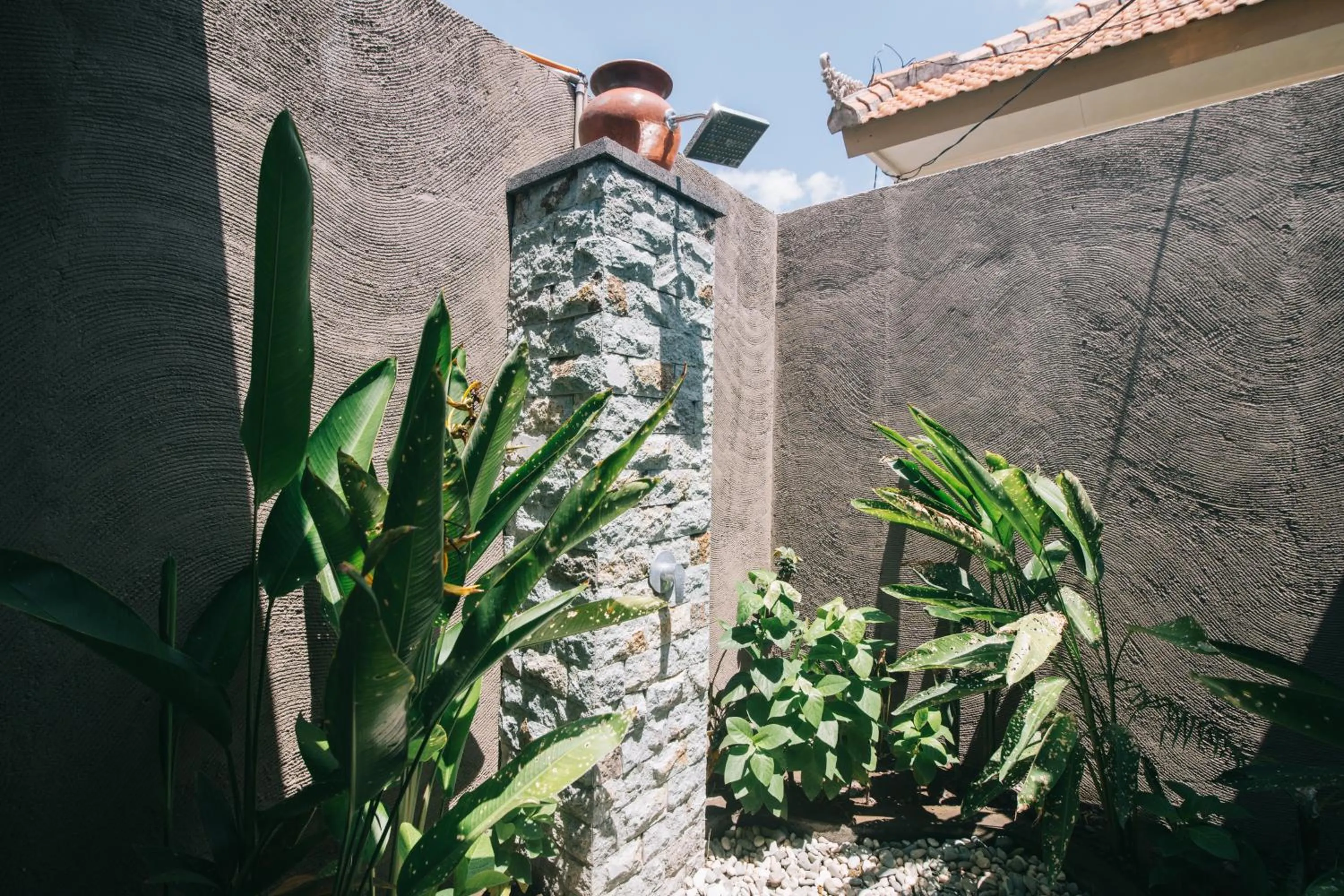 Bathroom in Damar Sanjaya Uttama