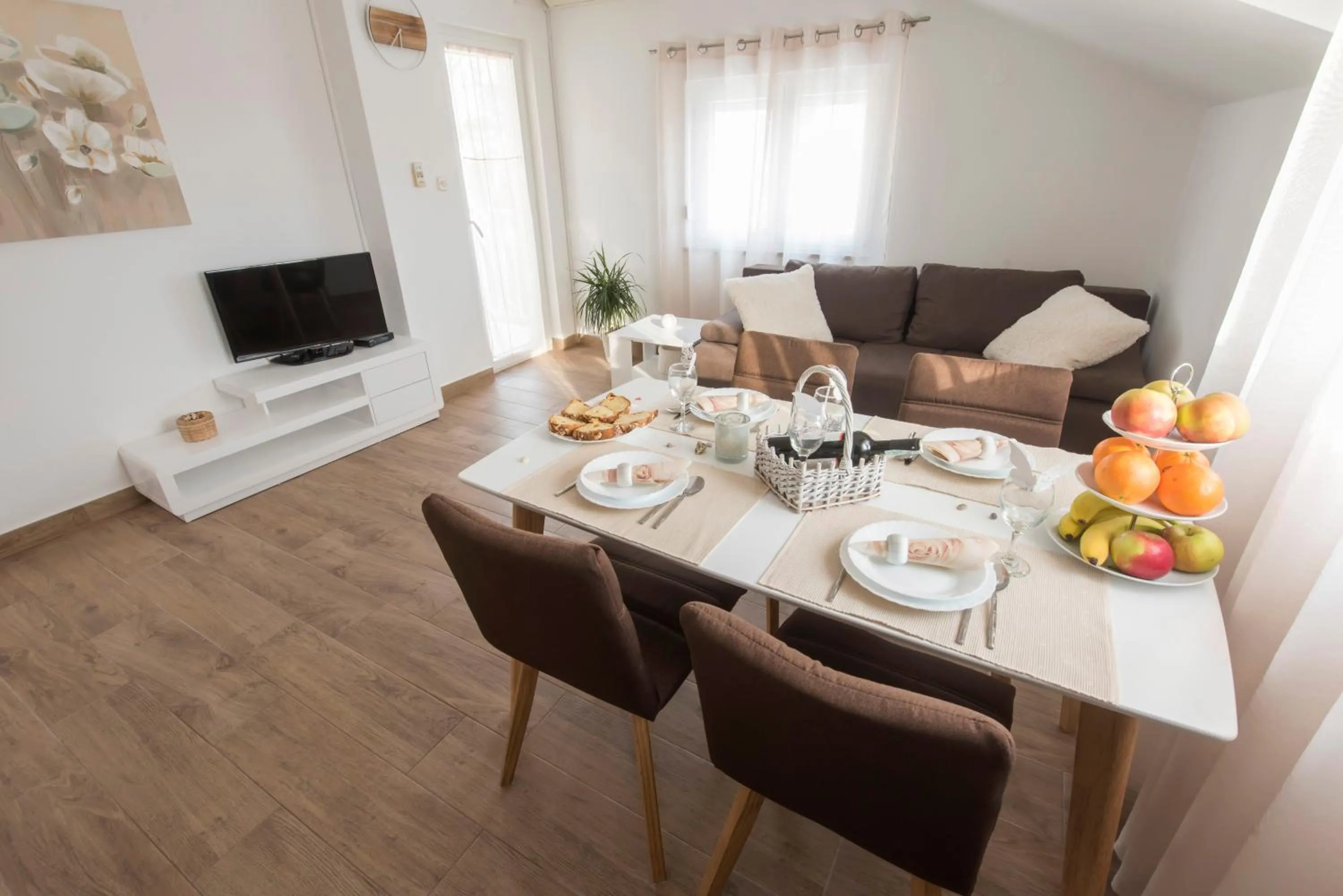 Dining area in Apartments Batur