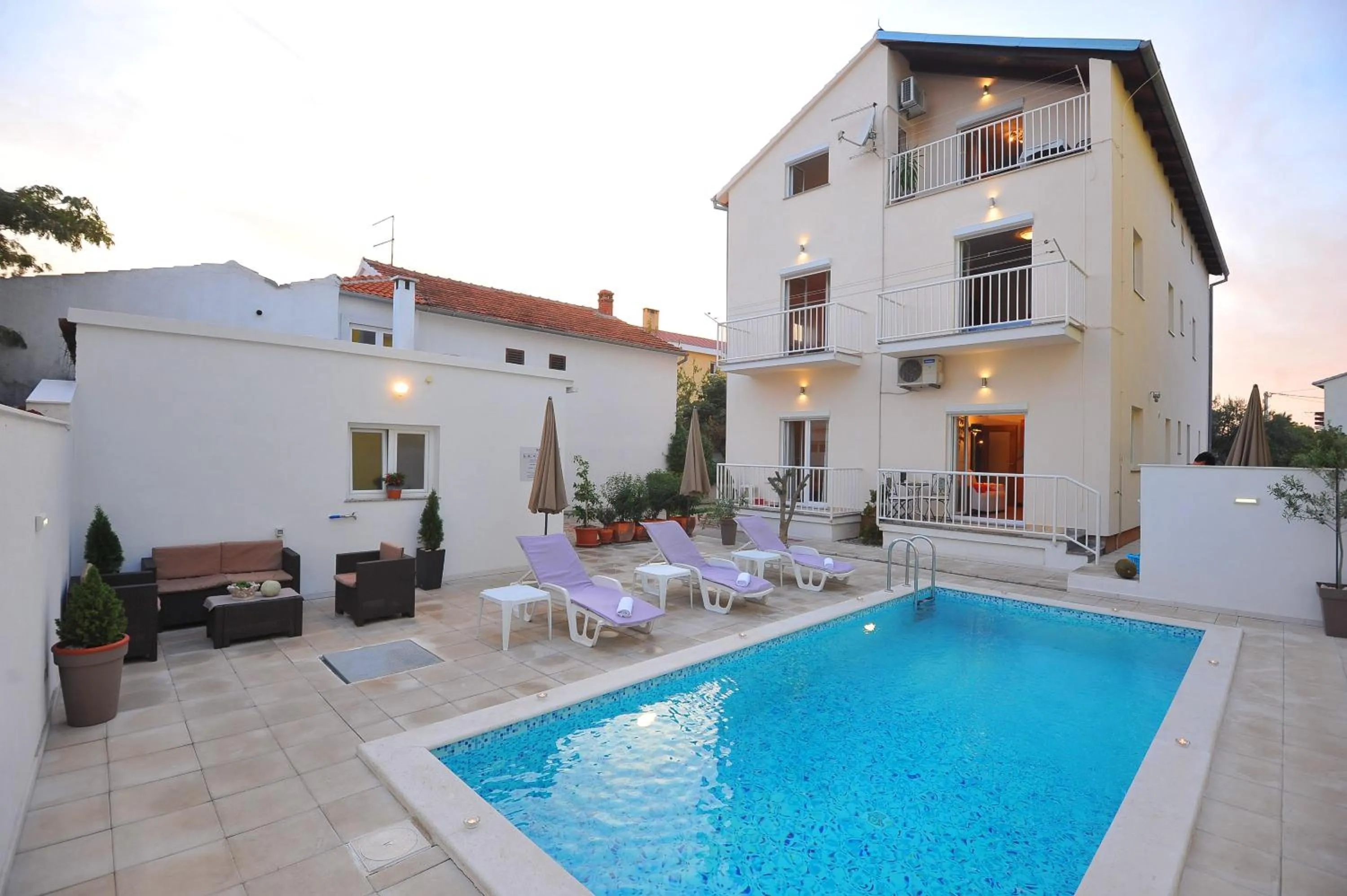 Swimming pool in Apartments Batur