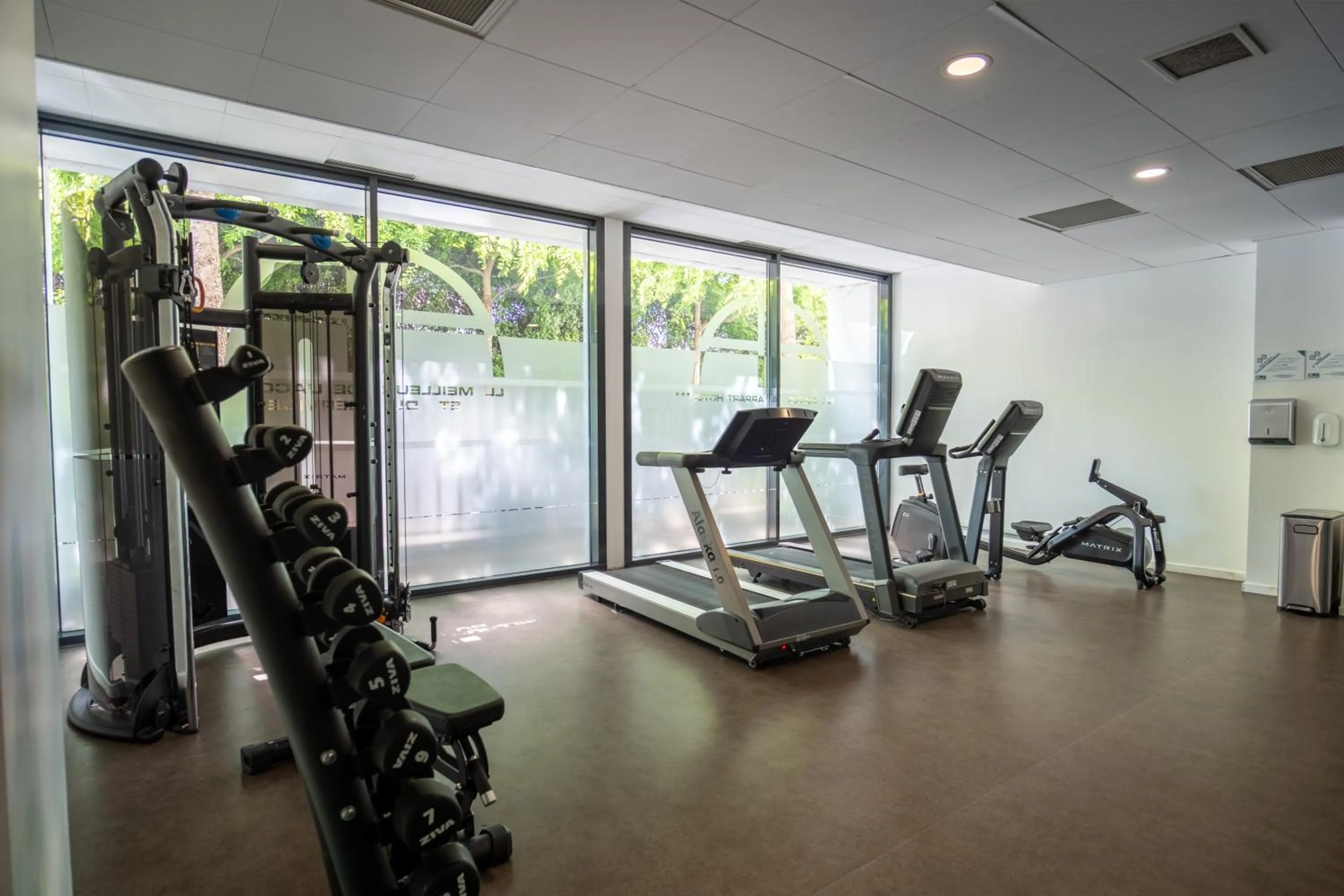 Property building in All Suites Appart Hôtel - Aéroport Paris-Orly Rungis