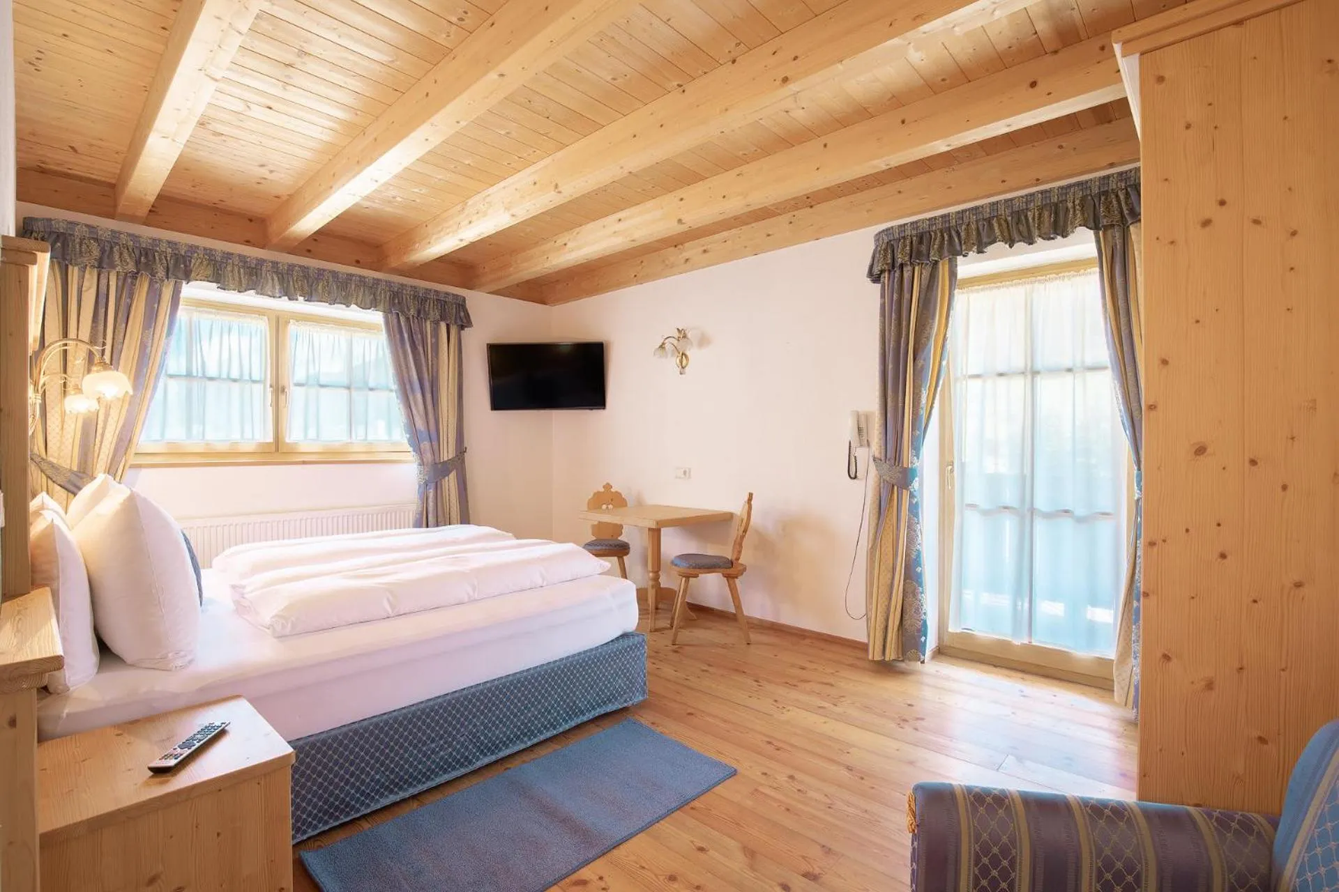 Bed in Cima Dodici B&B - Apartments