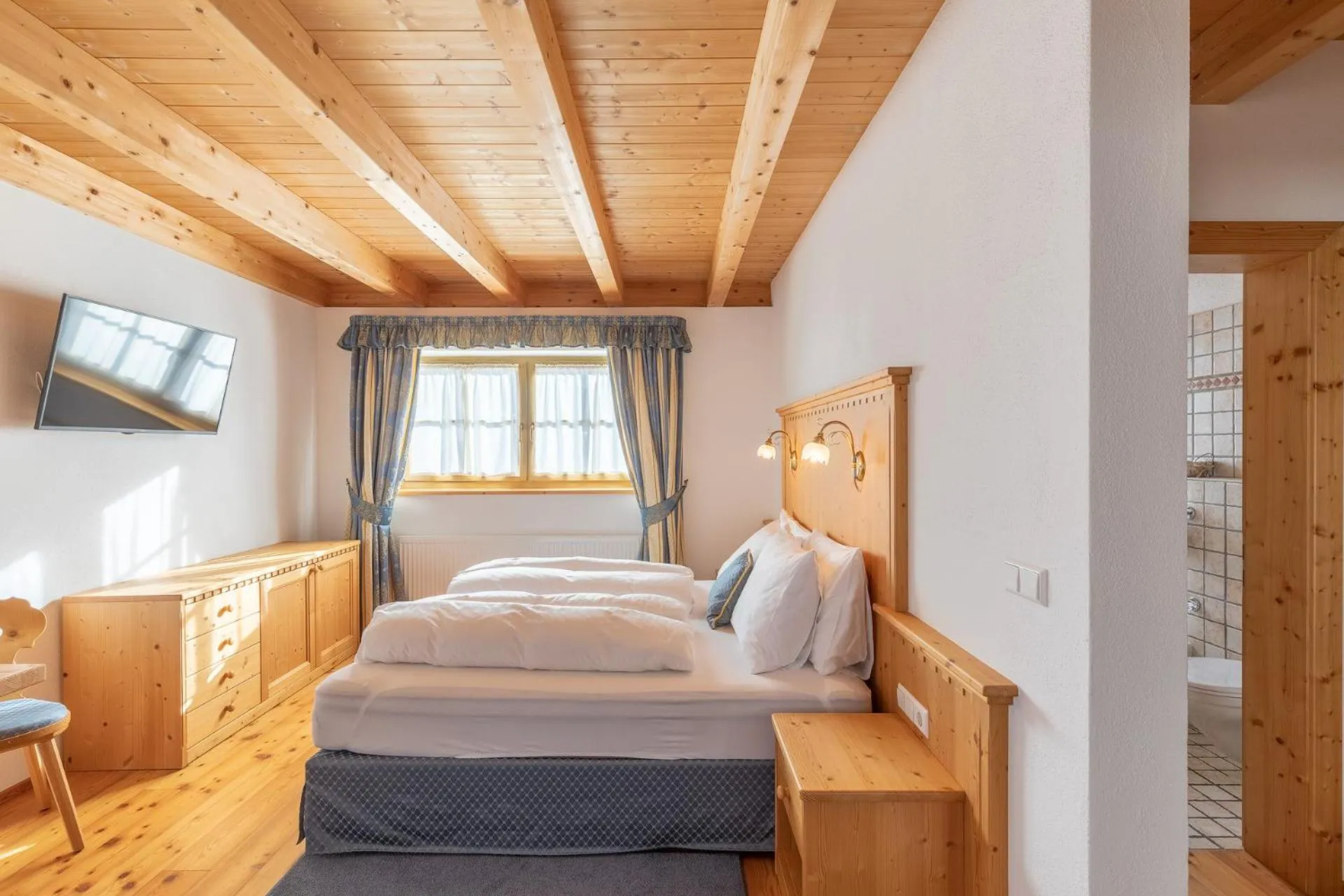 Bed in Cima Dodici B&B - Apartments
