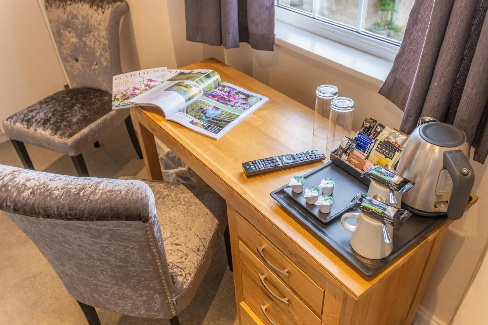 Bedroom in Rose and Crown Bath Bedroom in Rose and Crown Bath