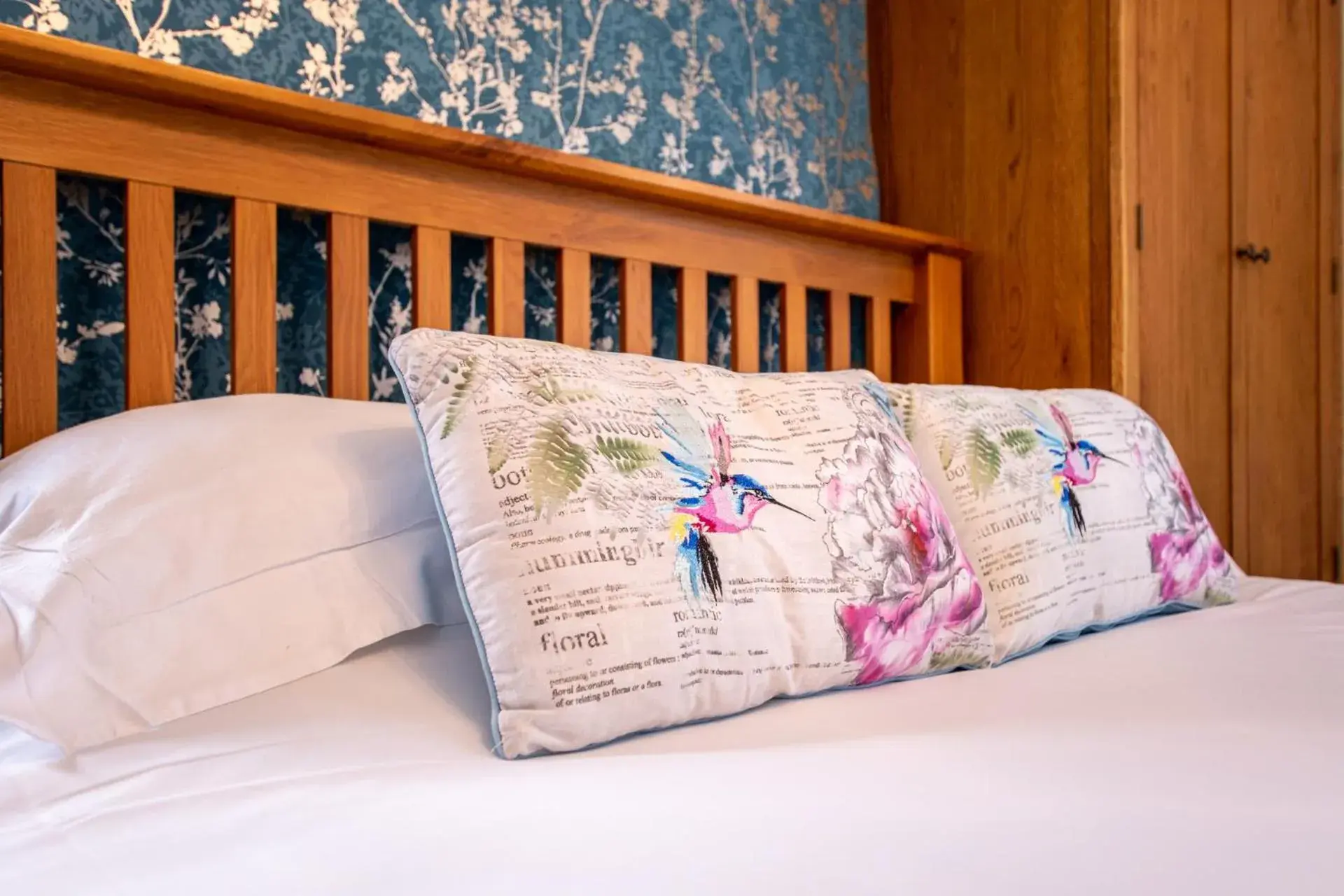 Bedroom, Bed in Rose and Crown Bath Bedroom, Bed in Rose and Crown Bath