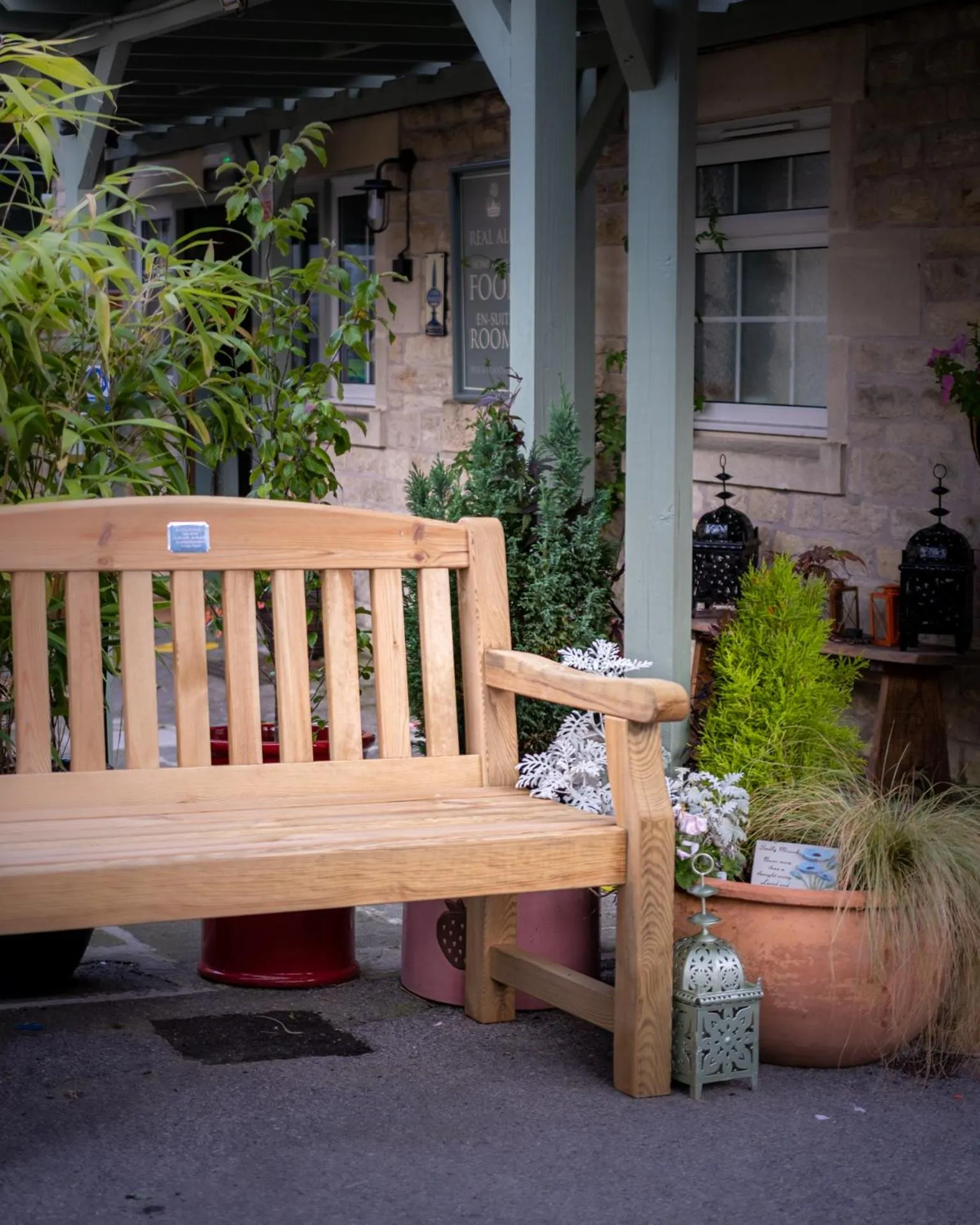 Garden in Rose and Crown Bath