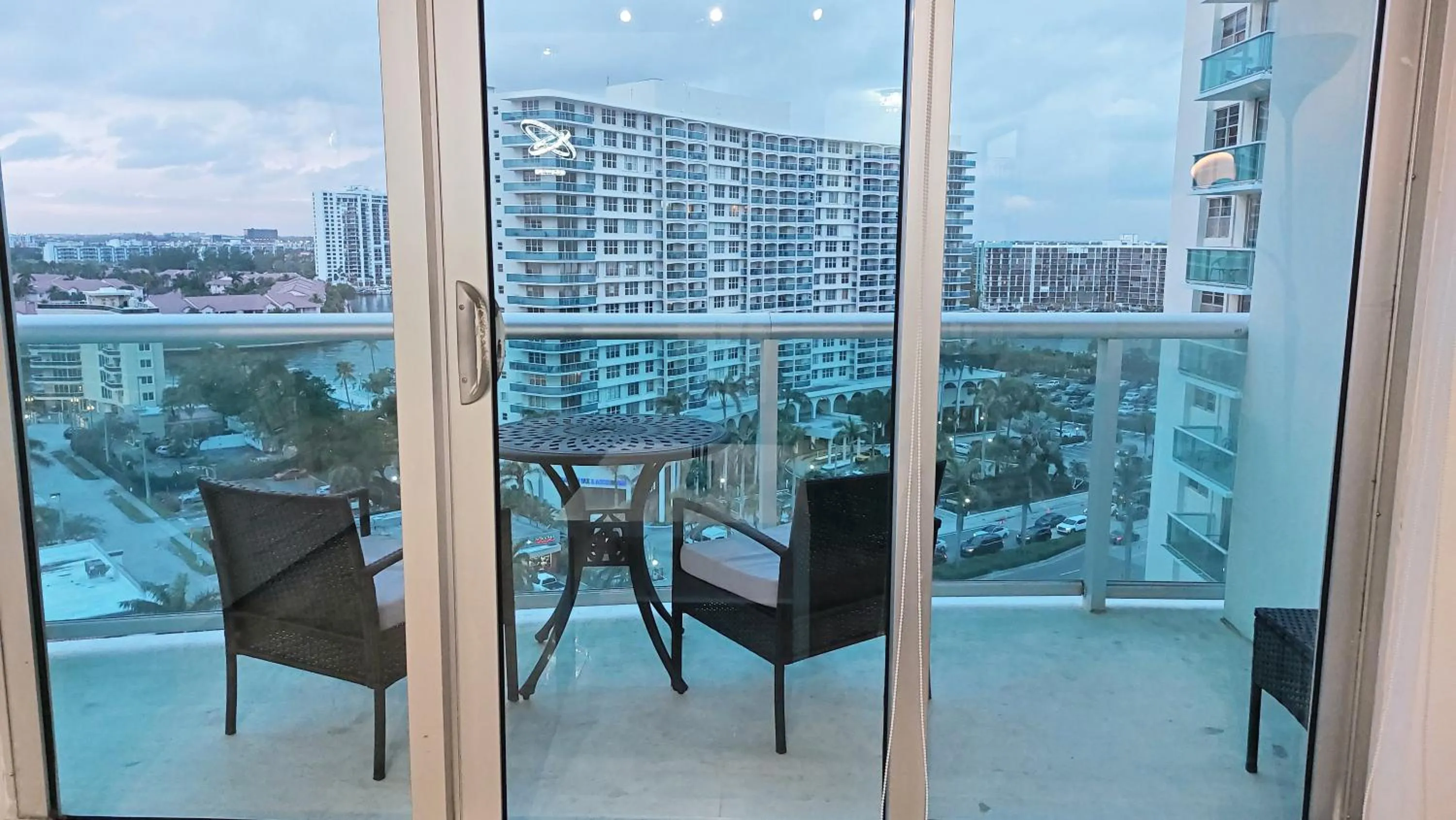 Balcony/Terrace in The Tides Apartments on the beach
