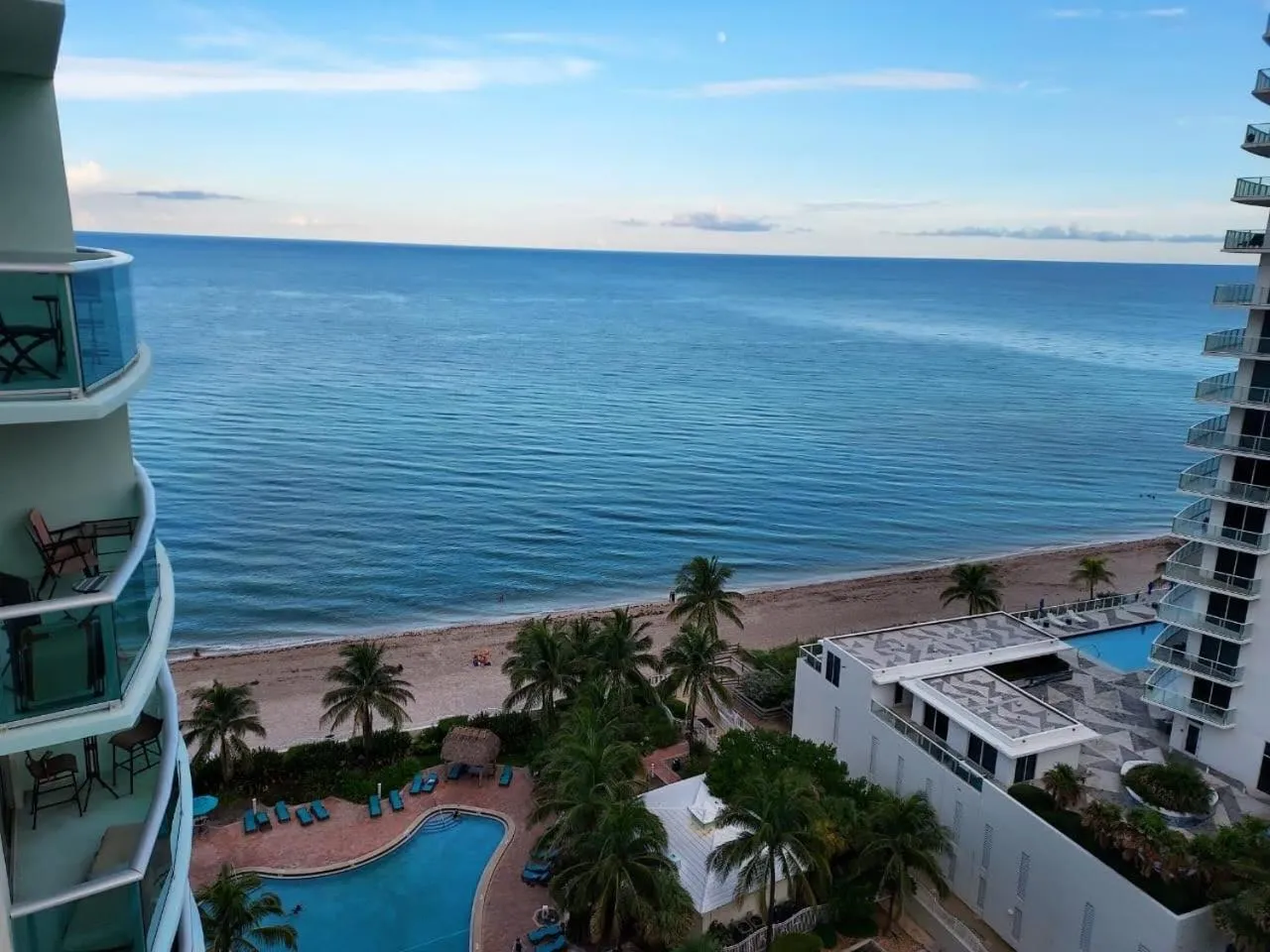 Balcony/Terrace in The Tides Apartments on the beach