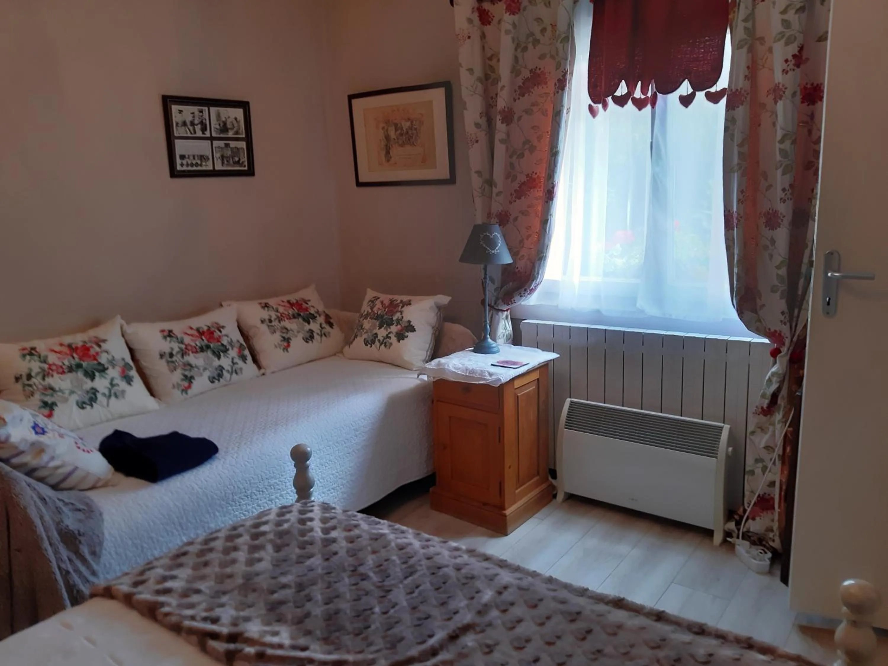 Bed in Les Alouettes B&B