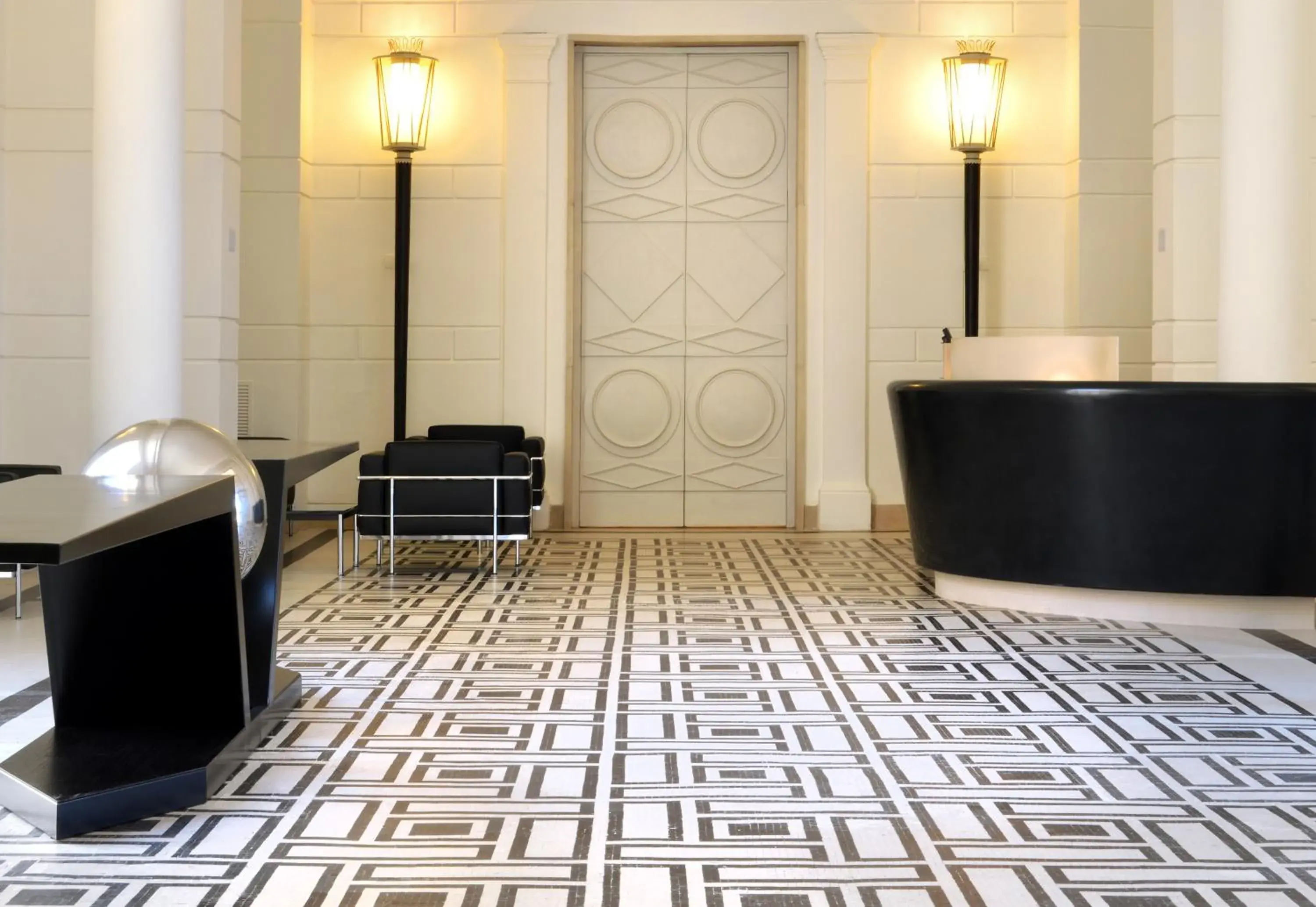 Lobby or reception in Palazzo Esedra Lobby or reception in Palazzo Esedra