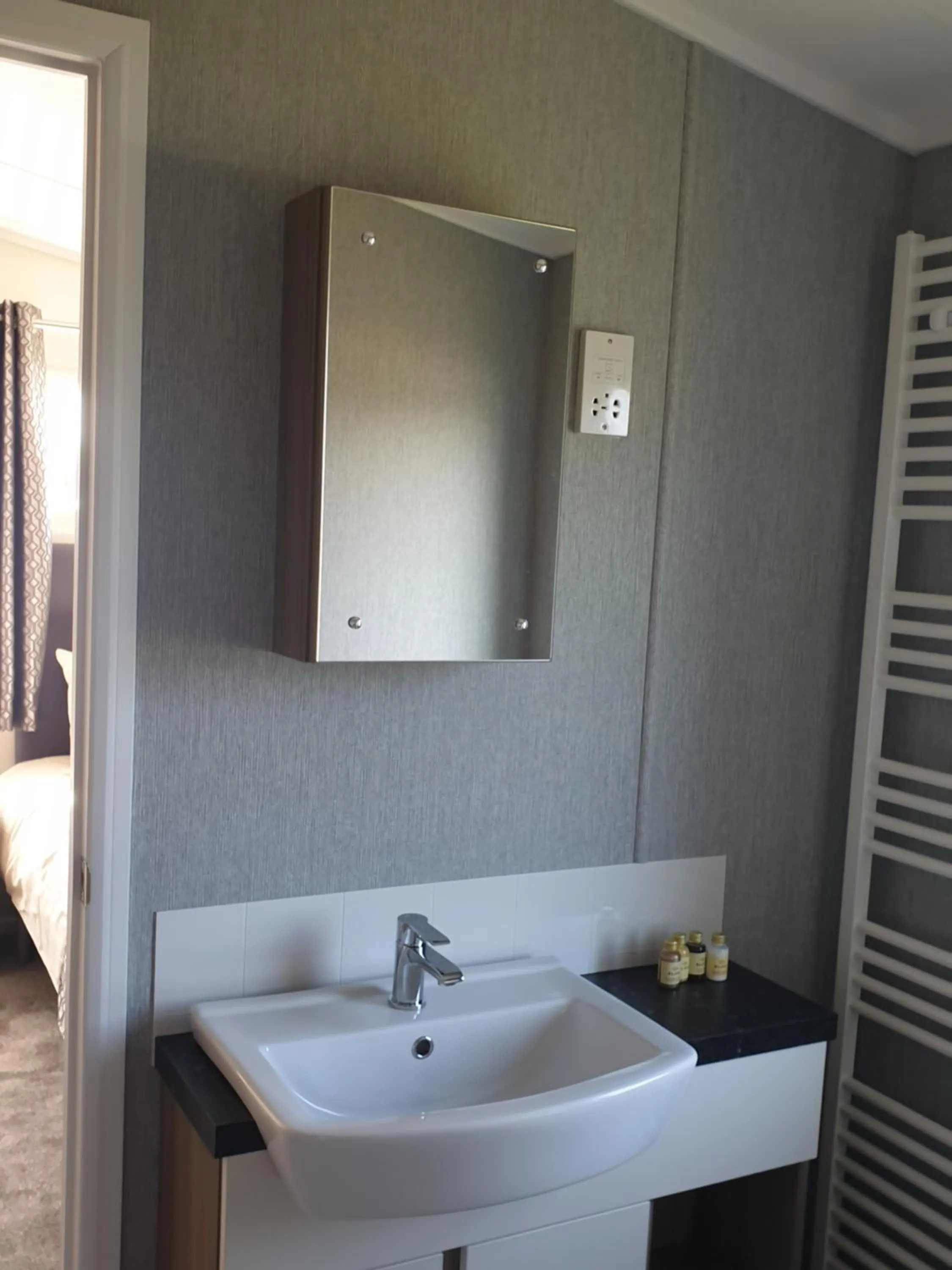Bathroom in Home Farm Park